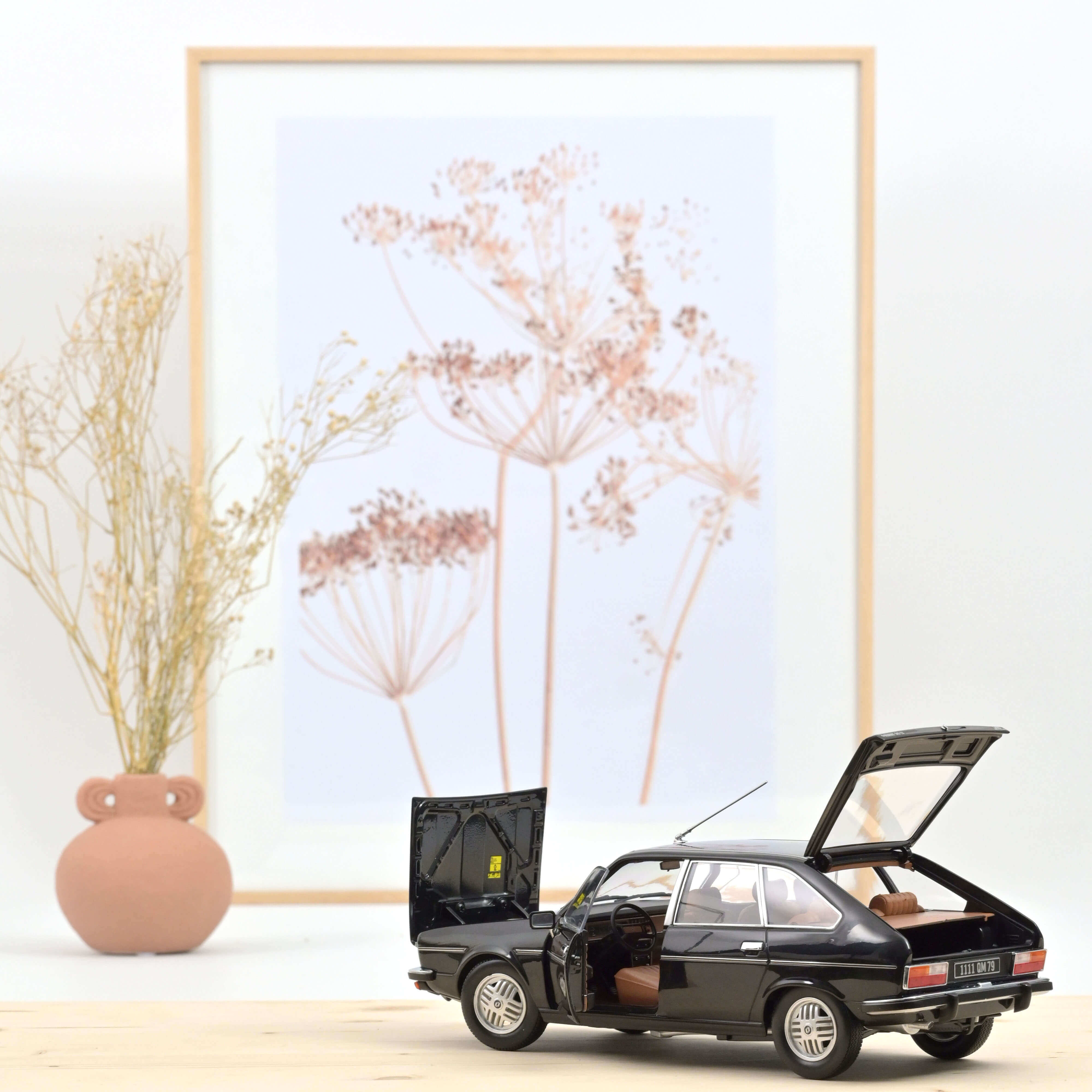 norev-renault-30-tx-1979-noir-1-18-200pcs-modellino-auto-d-epoca image 2