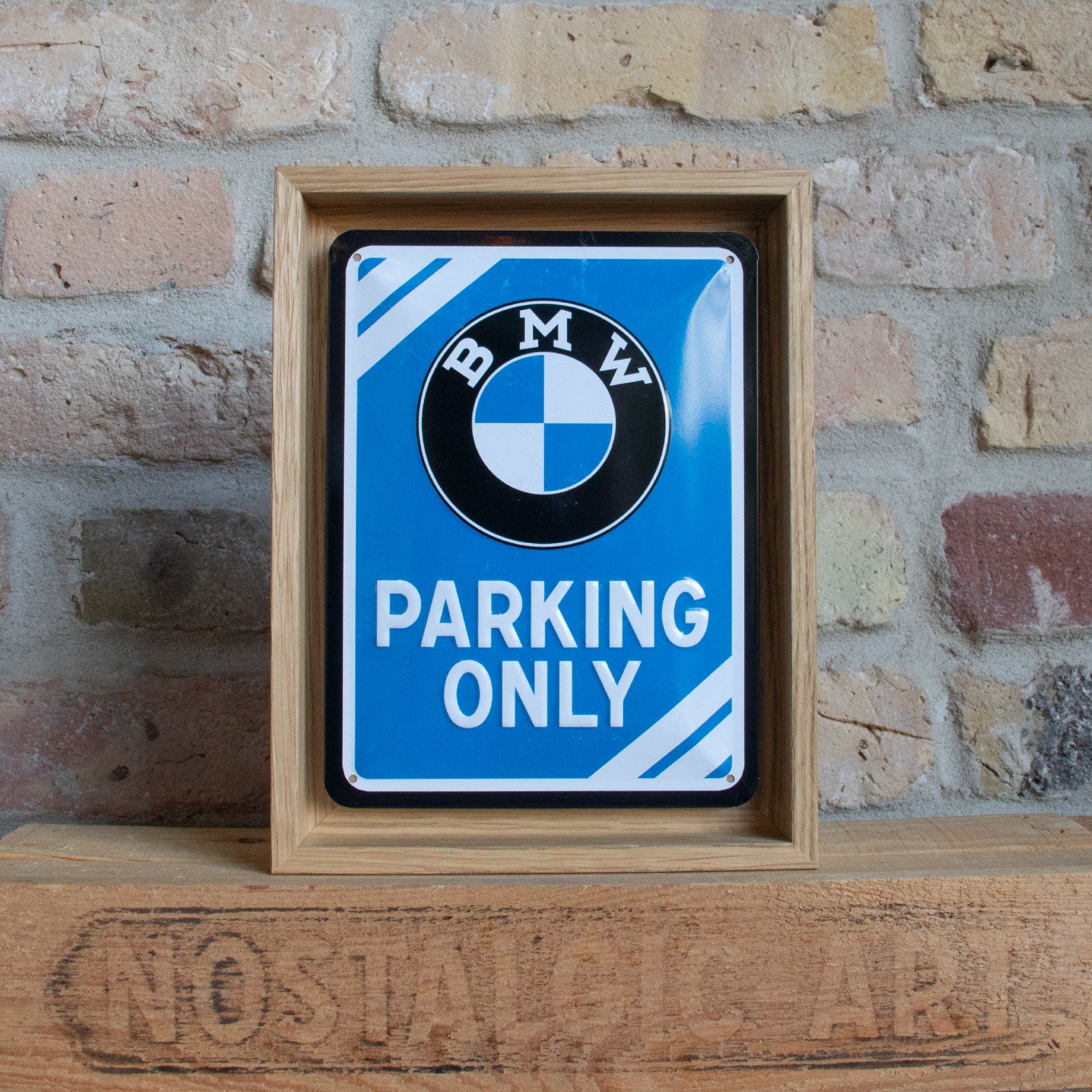 nostalgic-art-bmw-parking-only-blue-n-frame-s-edition-targa-in-metallo-con-corni image 3