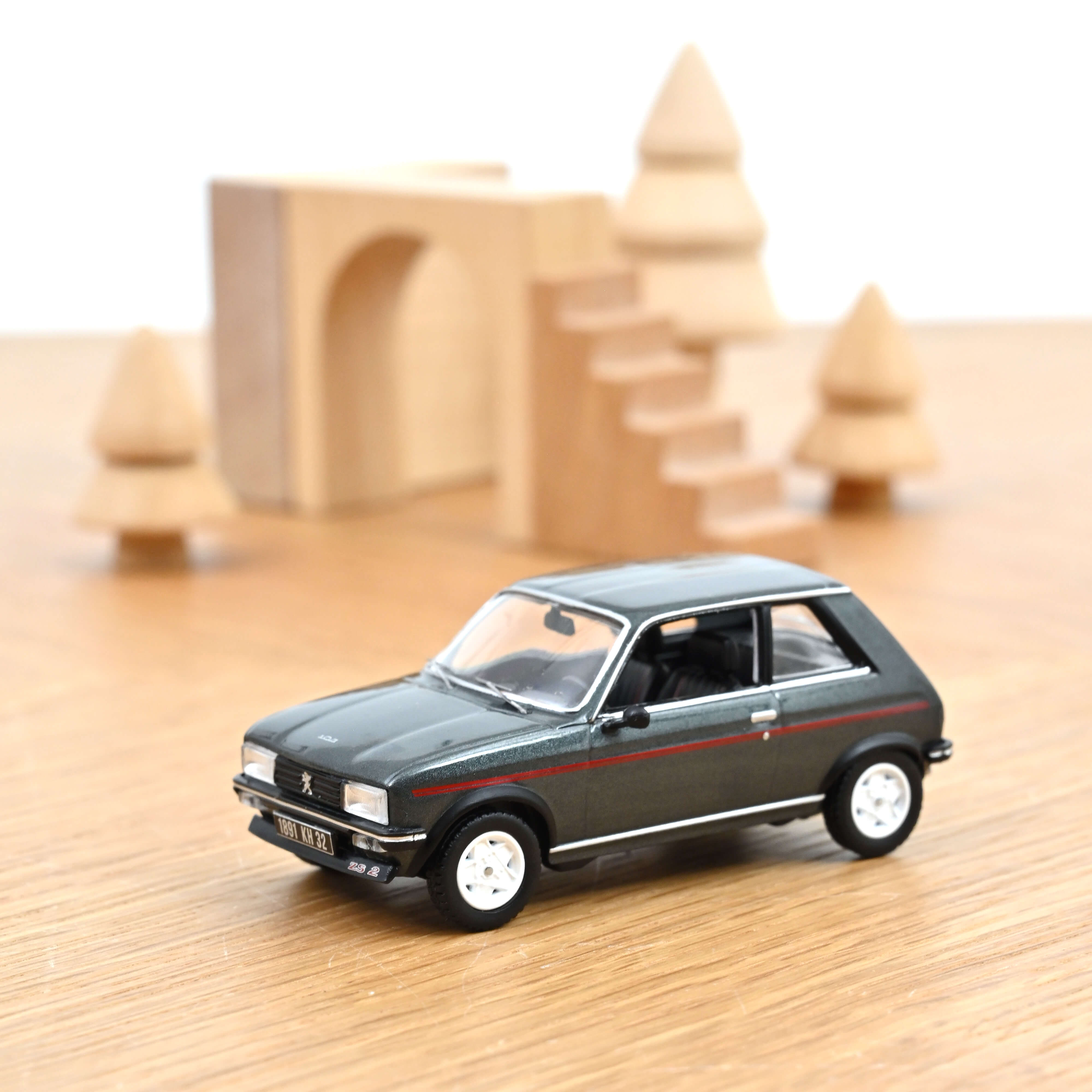 norev-peugeot-104-zs2-1979-grigio-vulcain-1-43-modellino-die-cast image 1