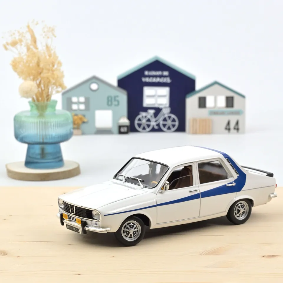 norev-renault-12-1984-modellino-auto-1-18-bianco-e-blu-edizione-limitata-300-pz image 1