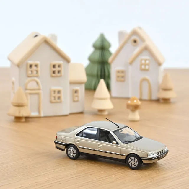 norev-peugeot-405-sri-1991-beige-mayfair-metallizzato-1-43-modellino-auto image 1
