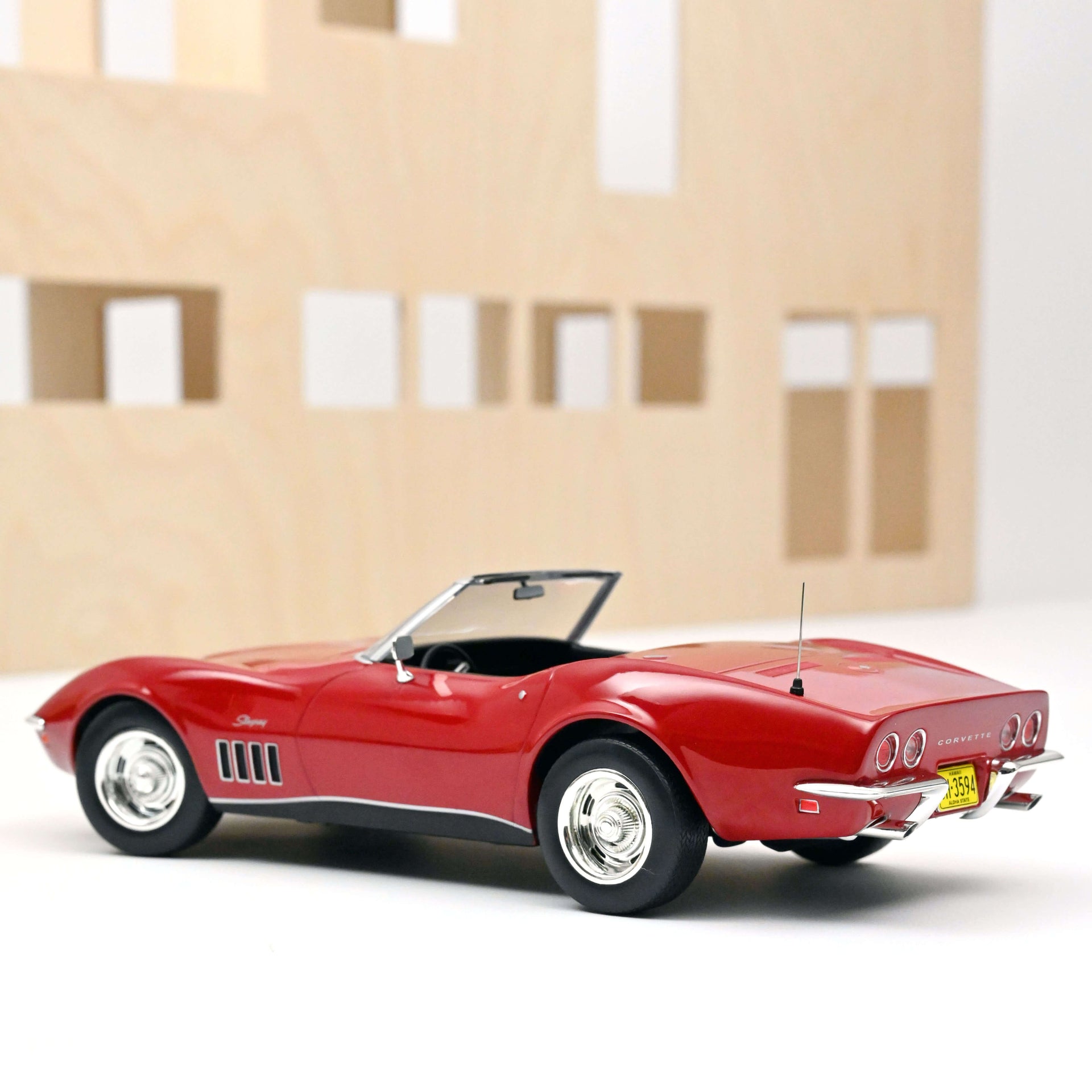 norev-chevrolet-corvette-convertible-1969-rossa-1-18-modellino-die-cast-jet-car image 1