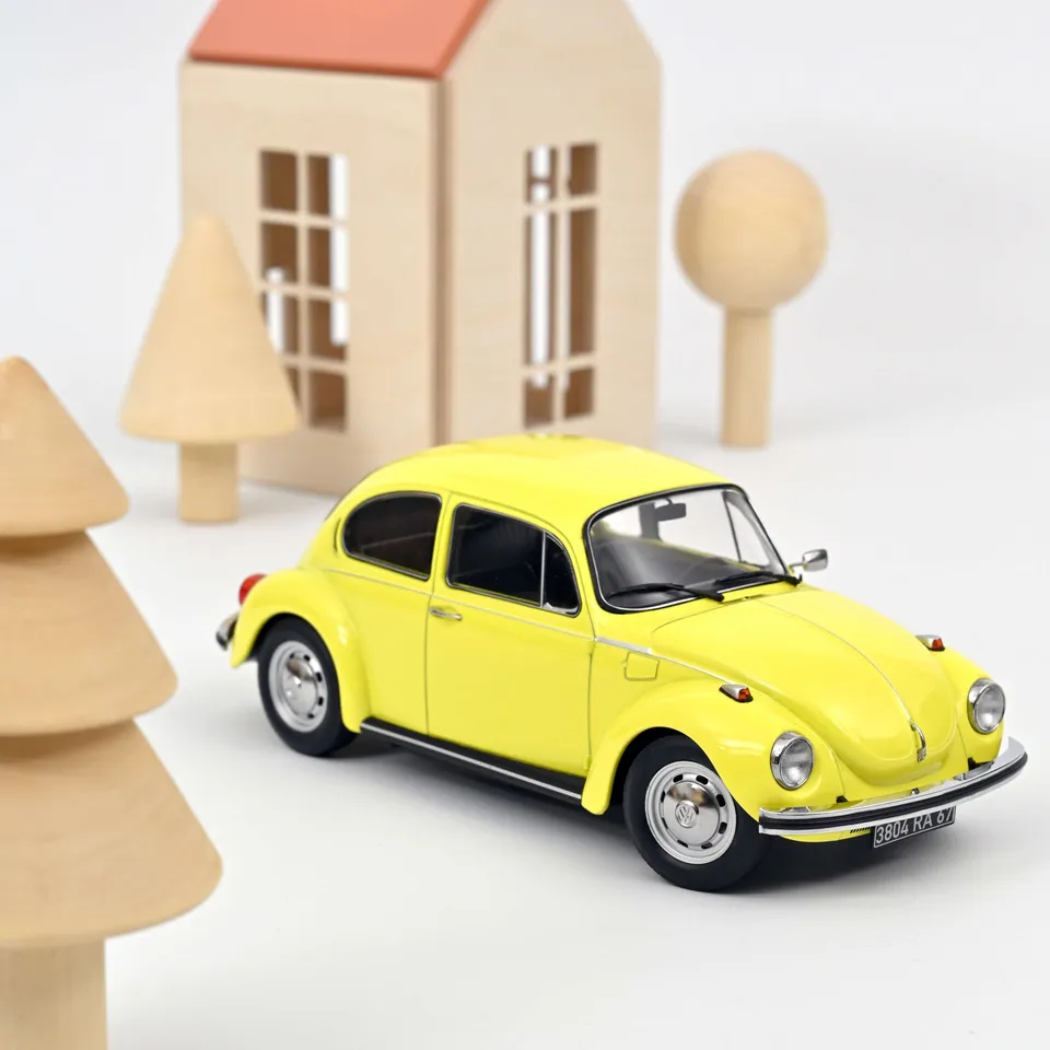 norev-vw-1303-1973-modellino-auto-1-18-giallo-edizione-200-pz image 1