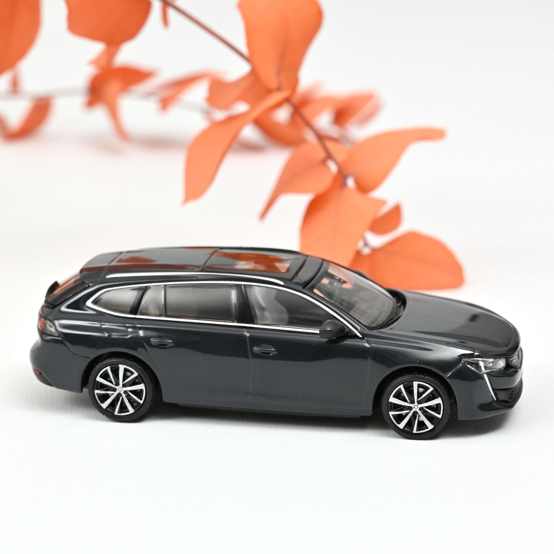 norev-peugeot-508-sw-2018-hurricane-grey-1-43-modellino-auto-die-cast image 1