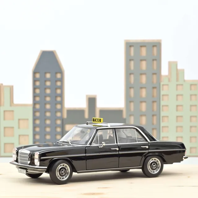 norev-mercedes-benz-200-1968-taxi-modellino-auto-1-18-nero image 1