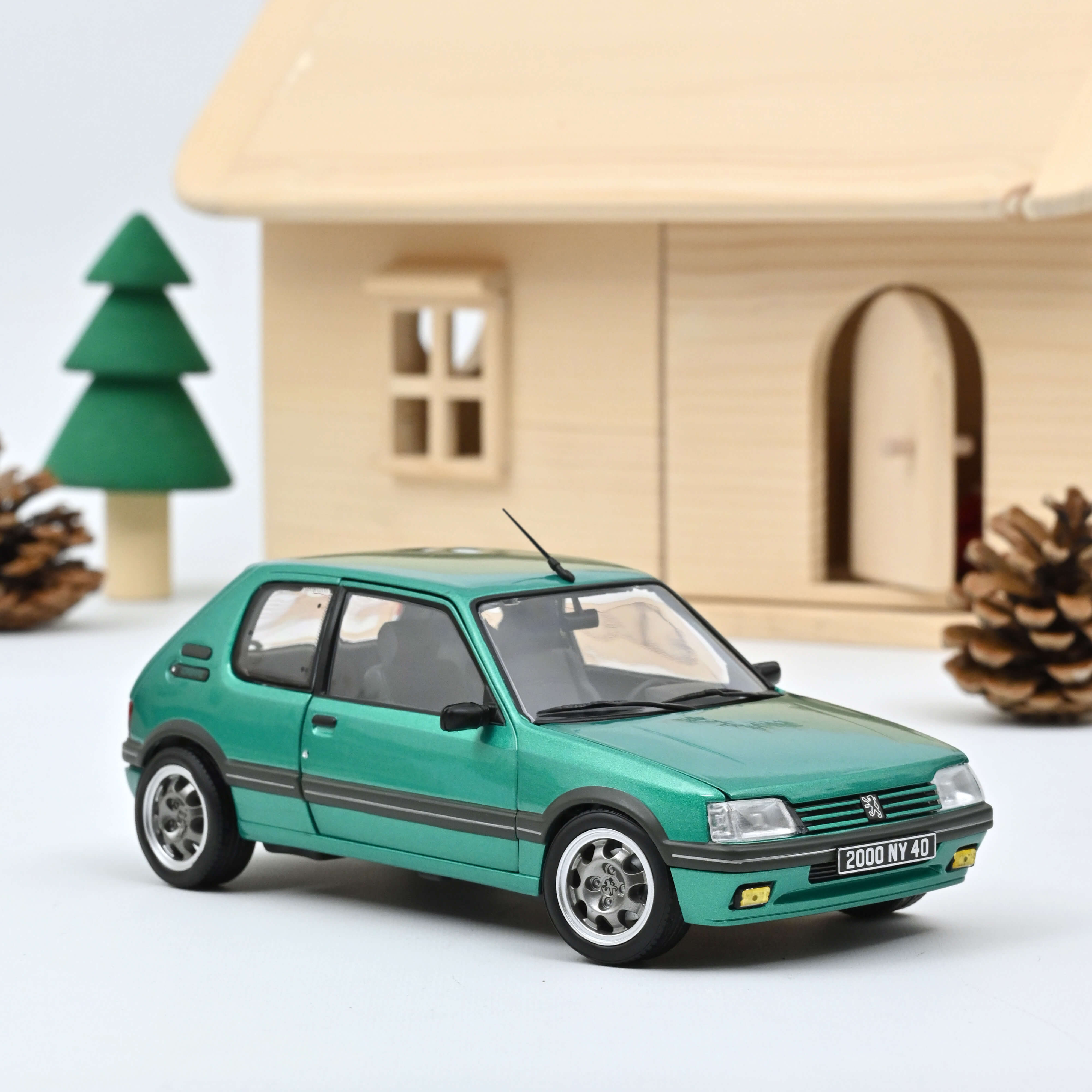 norev-peugeot-205-gti-griffe-1990-verde-modellino-auto-1-18 image 1