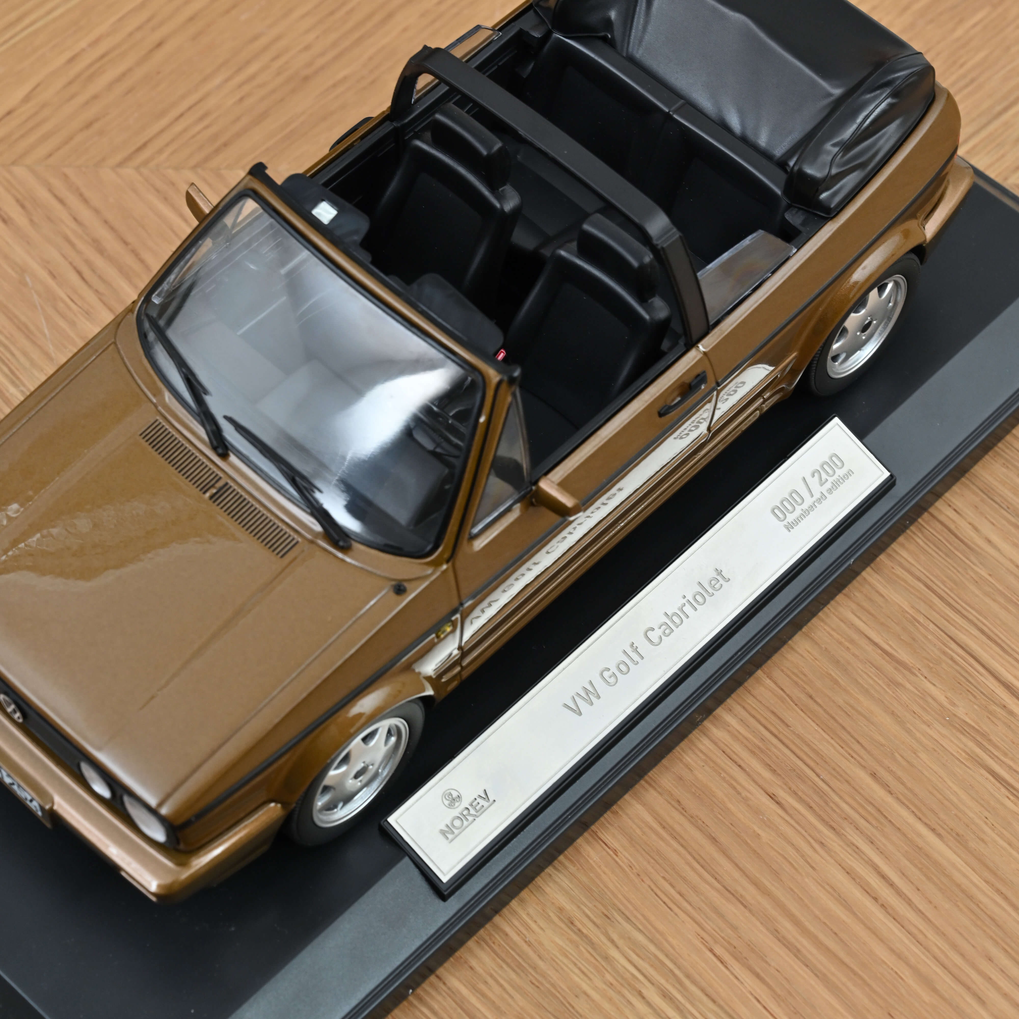 norev-vw-golf-cabriolet-1992-modellino-auto-1-18-bronzo-metallizzato-edizione-li image 5