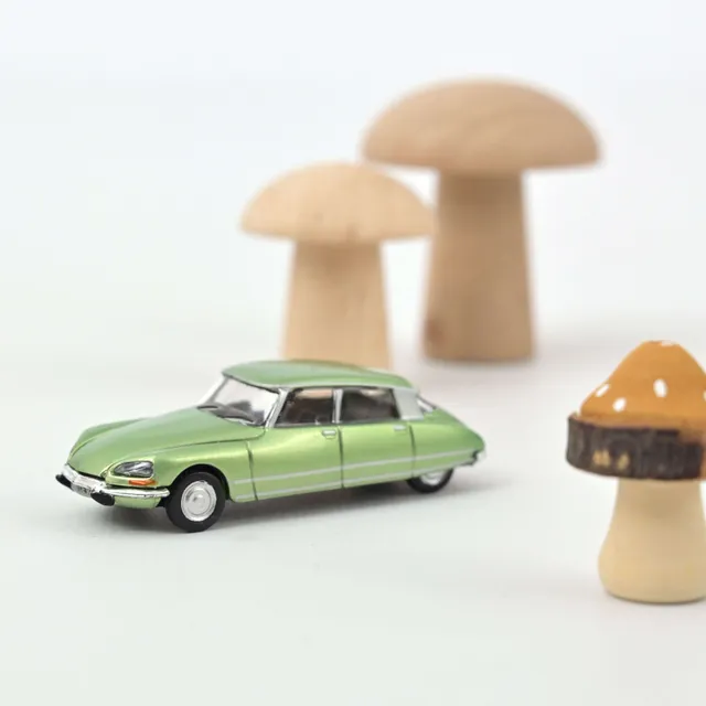 norev-citro-n-ds-23-1972-verde-metallizzato-1-87-modellino-die-cast-minijet image 1