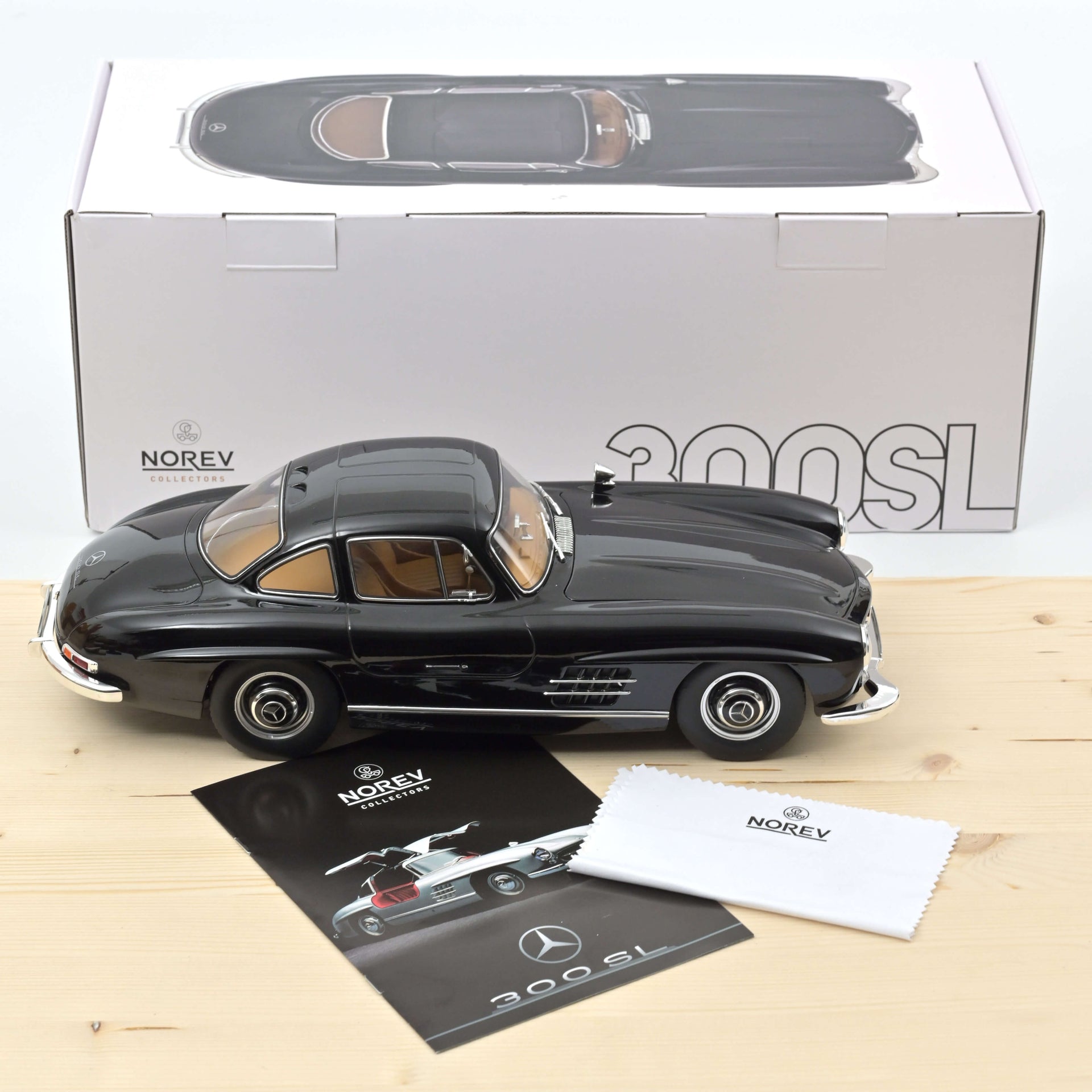 norev-mercedes-benz-300-sl-1954-1-12-nera-edizione-300-pz image 1