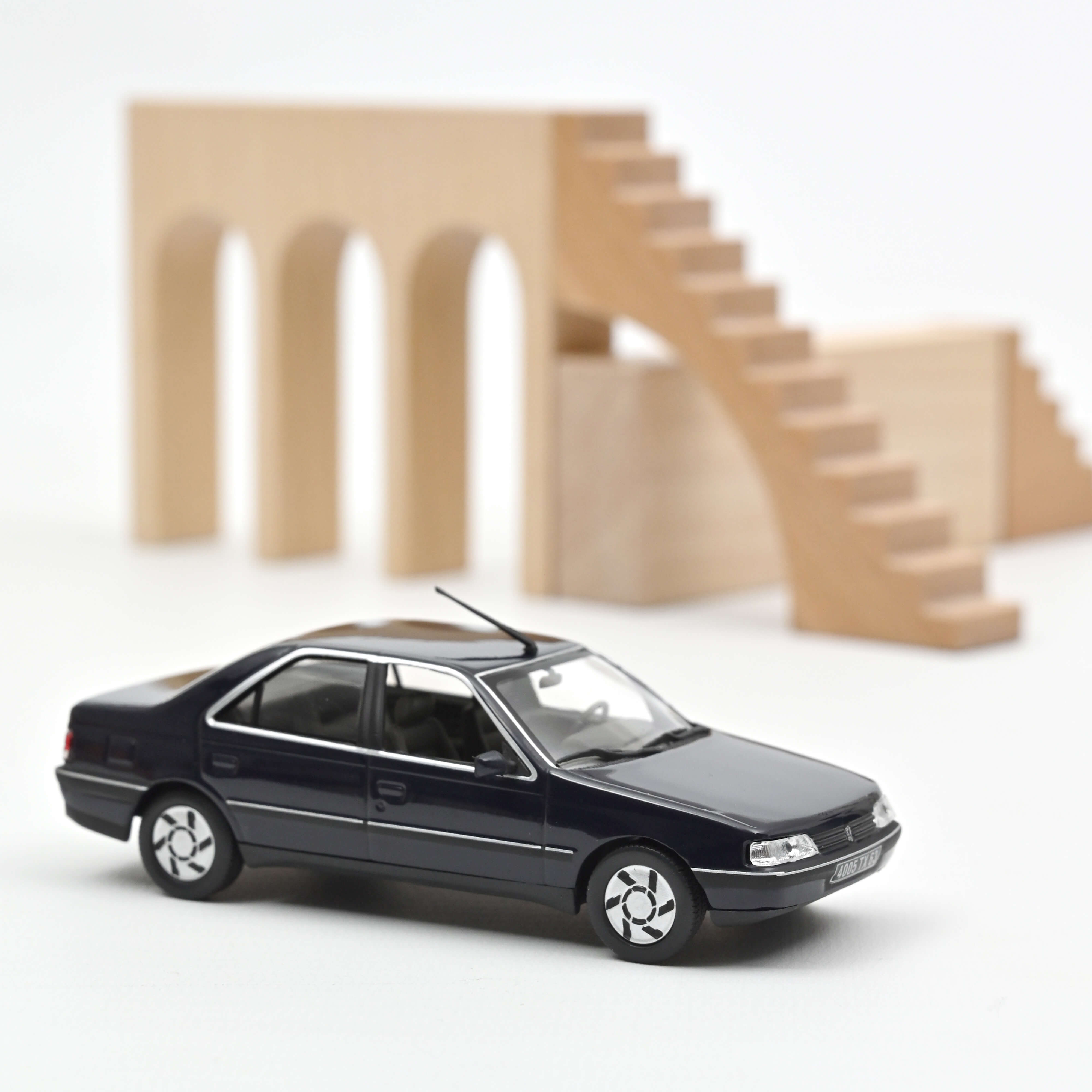 norev-peugeot-405-sri-1991-modellino-auto-die-cast-1-43-blu-scuro image 1