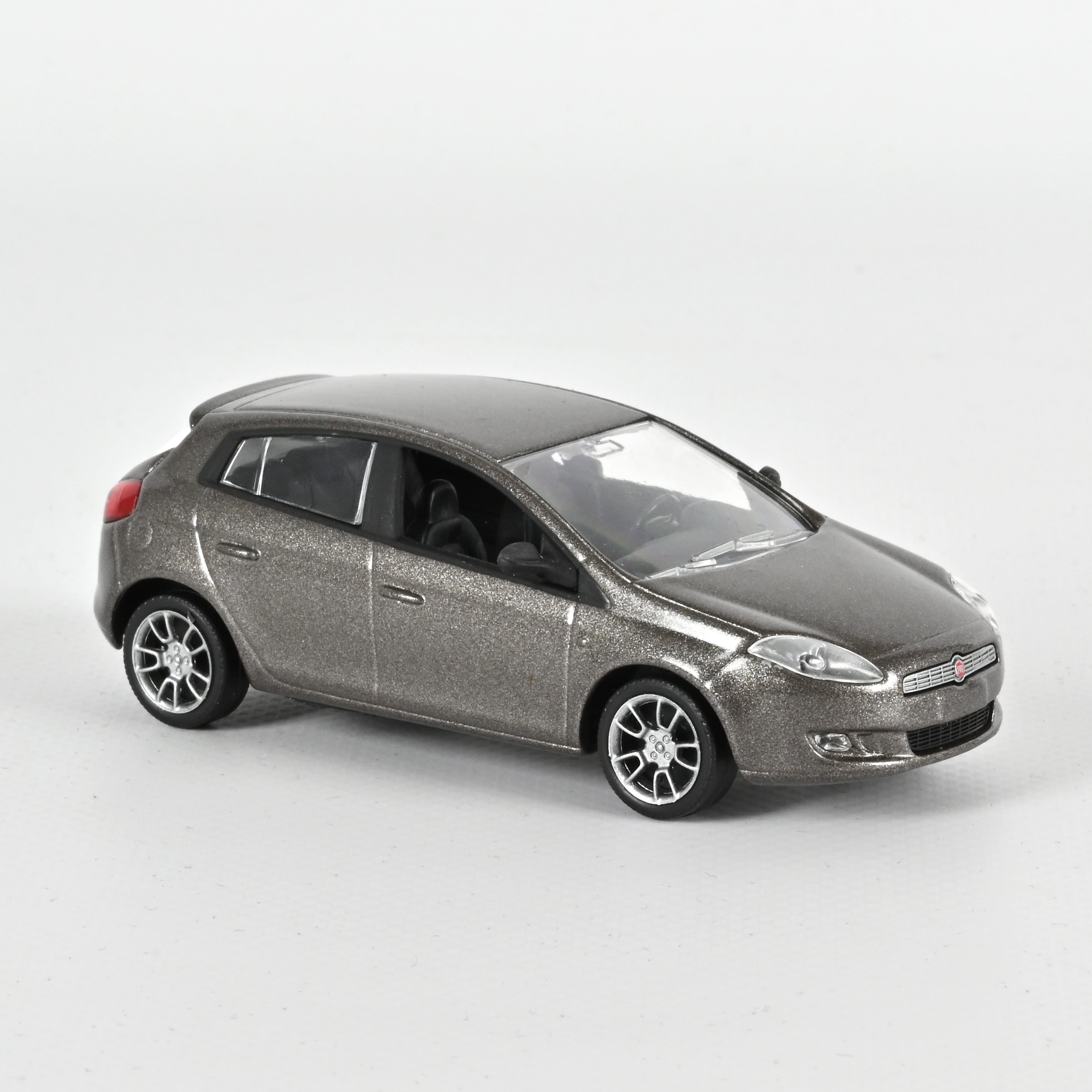 norev-fiat-nuova-bravo-marrone-1-43-modellino-auto-die-cast-da-collezione image 1