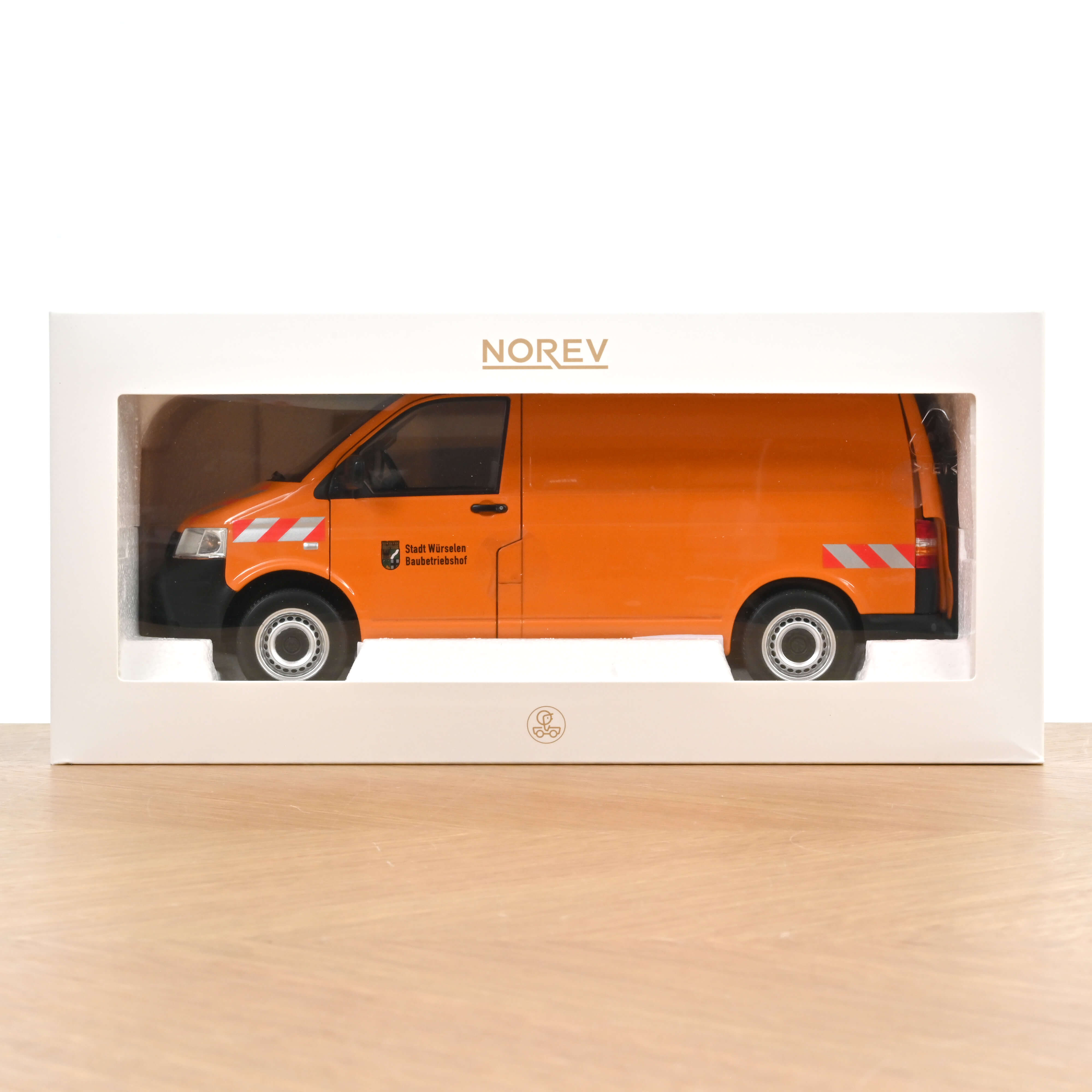 norev-vw-transporter-2003-v-hicule-communal-w-rselen-automodello-1-18 image 6