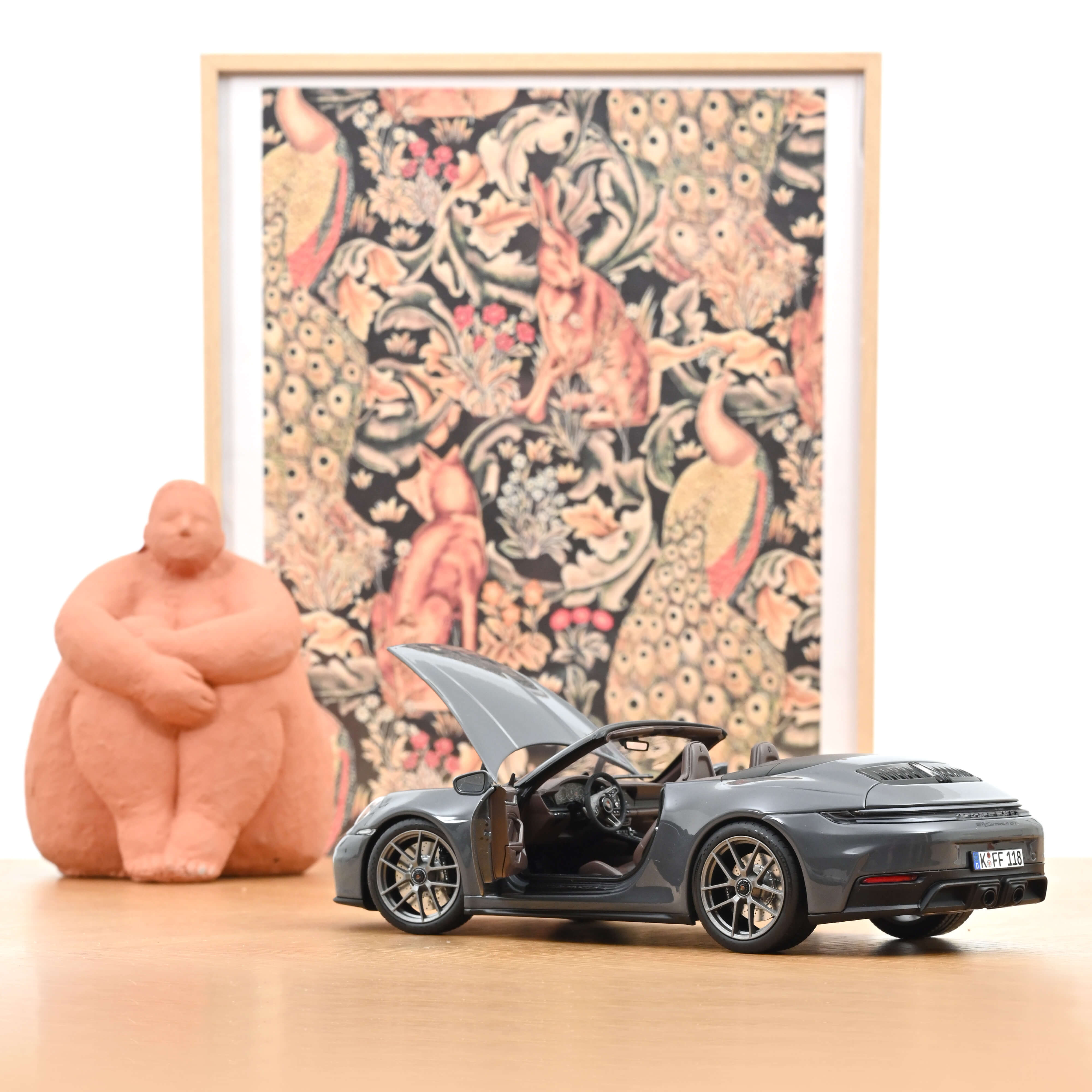 norev-porsche-911-carrera-cabriolet-2025-slate-grey-neo-1-18-200-pcs image 2
