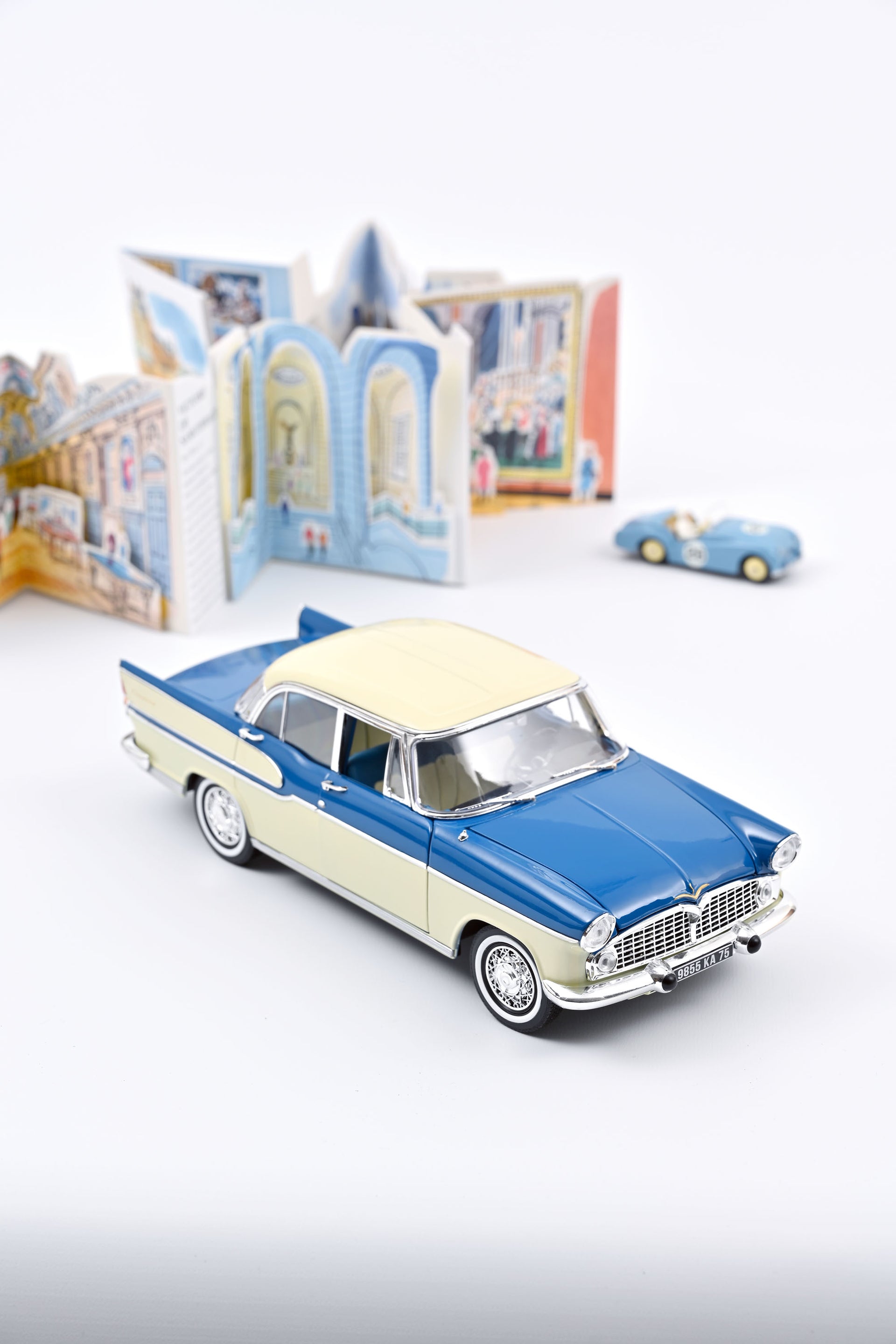 norev-simca-vedette-chambord-1960-verde-tropic-green-avorio-modellino-auto-1-18 image 1
