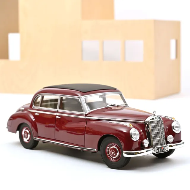 norev-mercedes-benz-300-1955-rosso-scuro-modellino-1-18 image 1