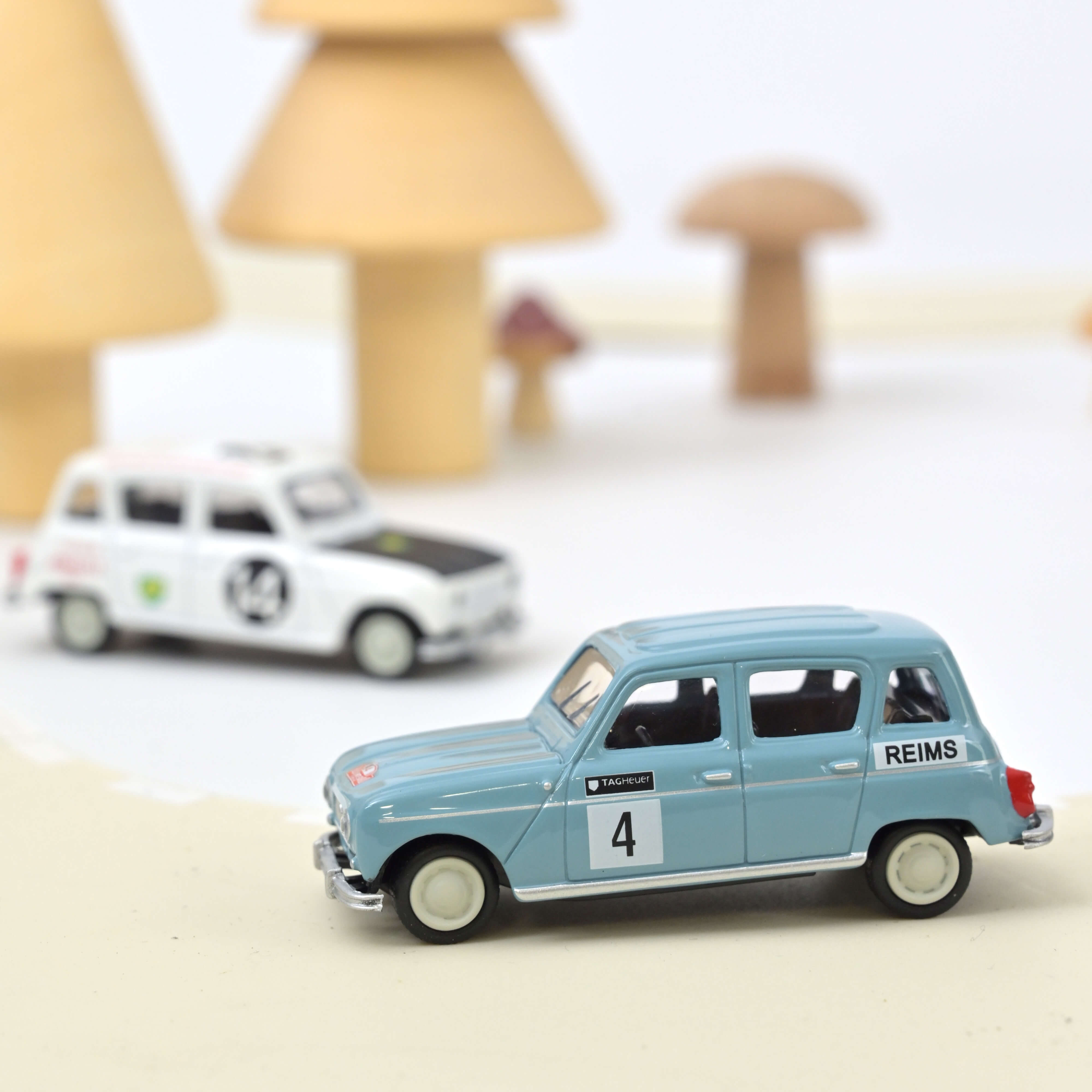 norev-renault-4-2011-historic-racing-4-modellino-auto-1-54-minijet image 1
