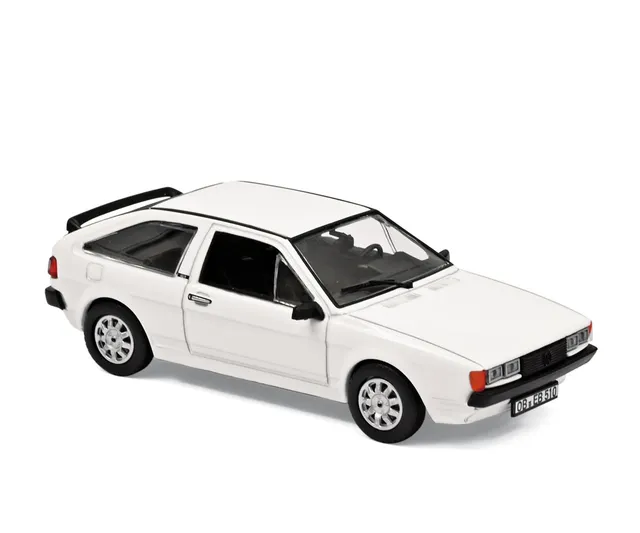 norev-vw-scirocco-gt-1981-modellino-auto-1-43-bianco-2 image 1