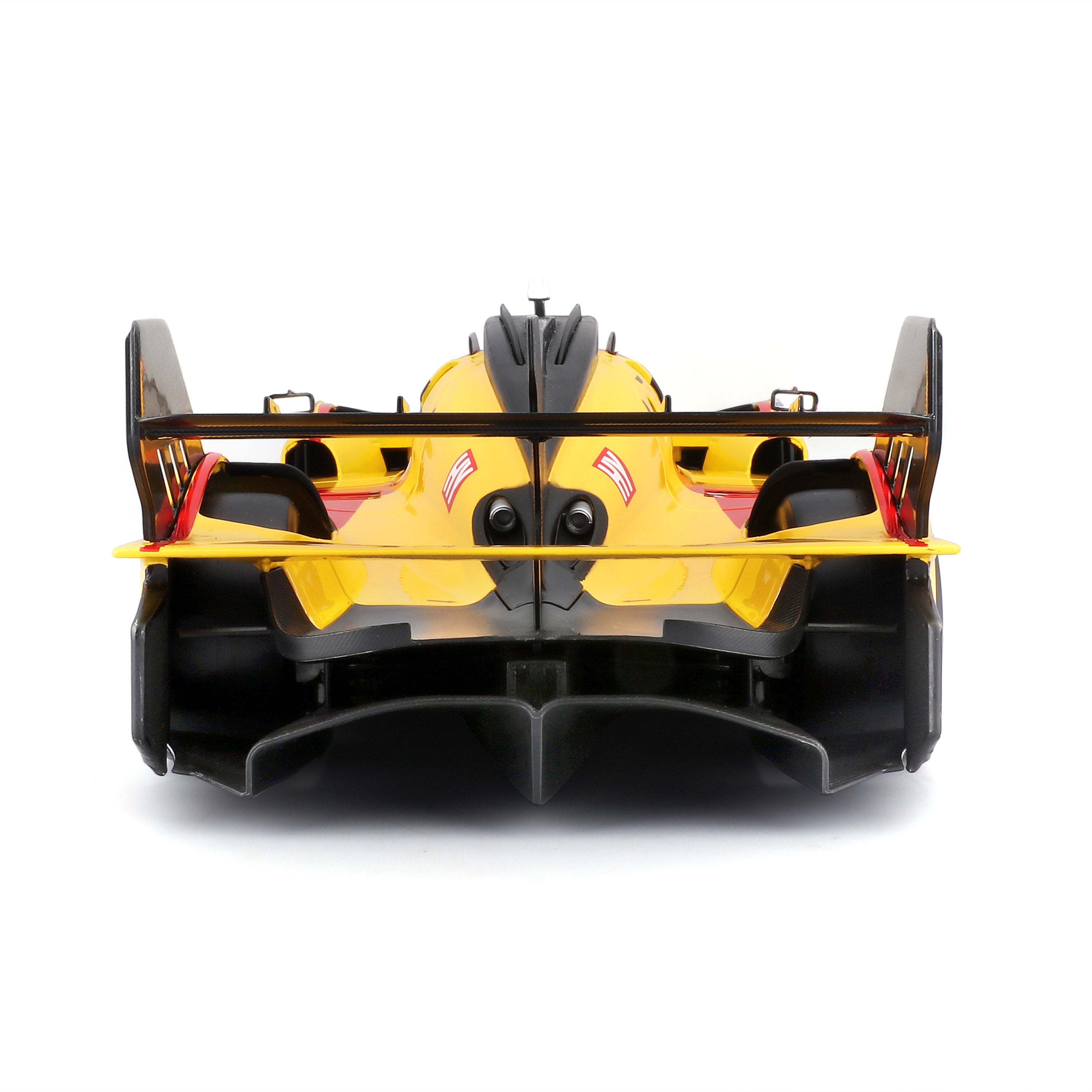 bburago-ferrari-499p-hypercar-24h-le-mans-2025-83-1-18 image 4