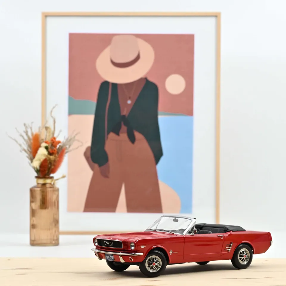 norev-ford-mustang-convertible-1966-cabrio-1-18-rosso-signal-flare image 1