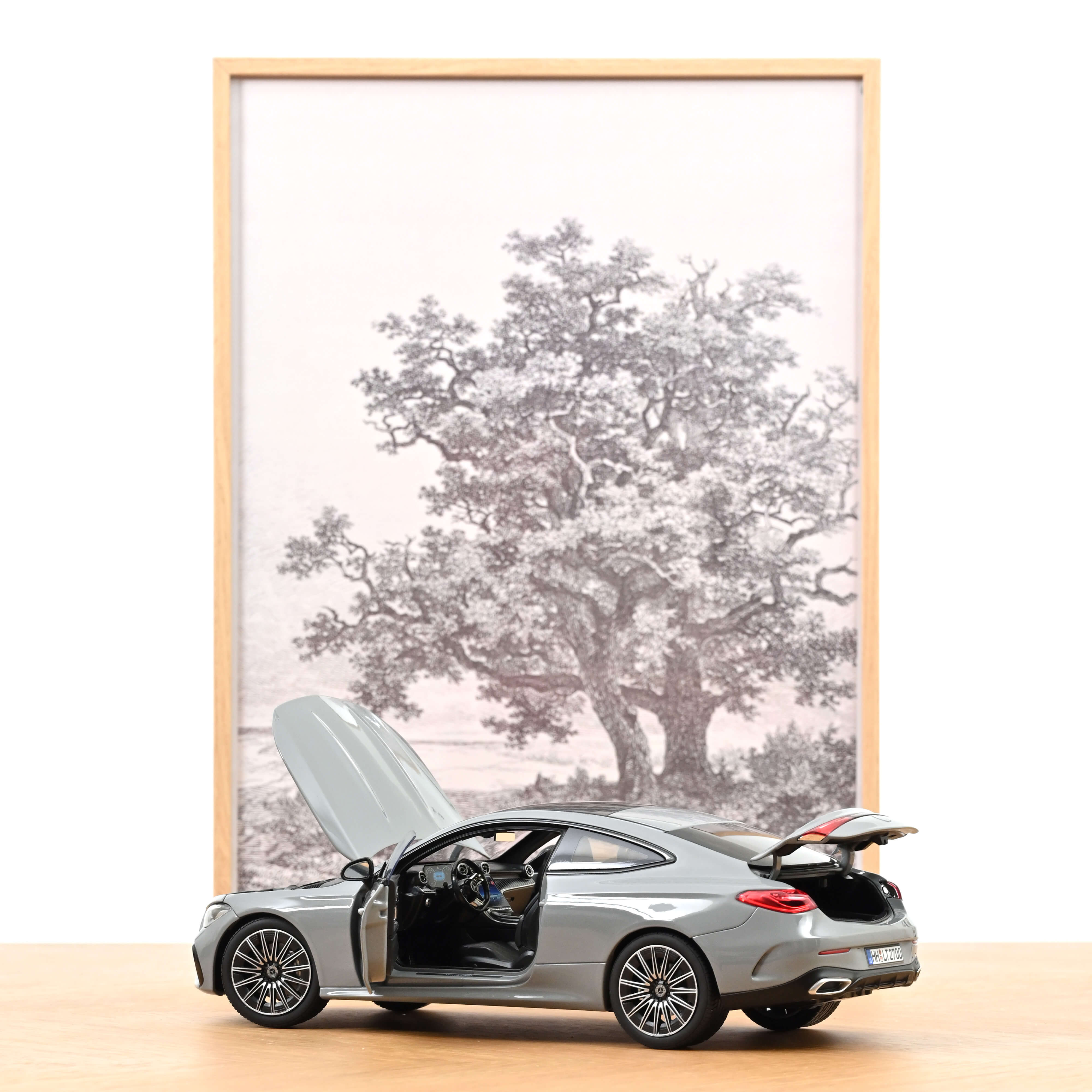 norev-mercedes-benz-cle-coup-2024-gris-alpine-1-18-edizione-200-pz image 2