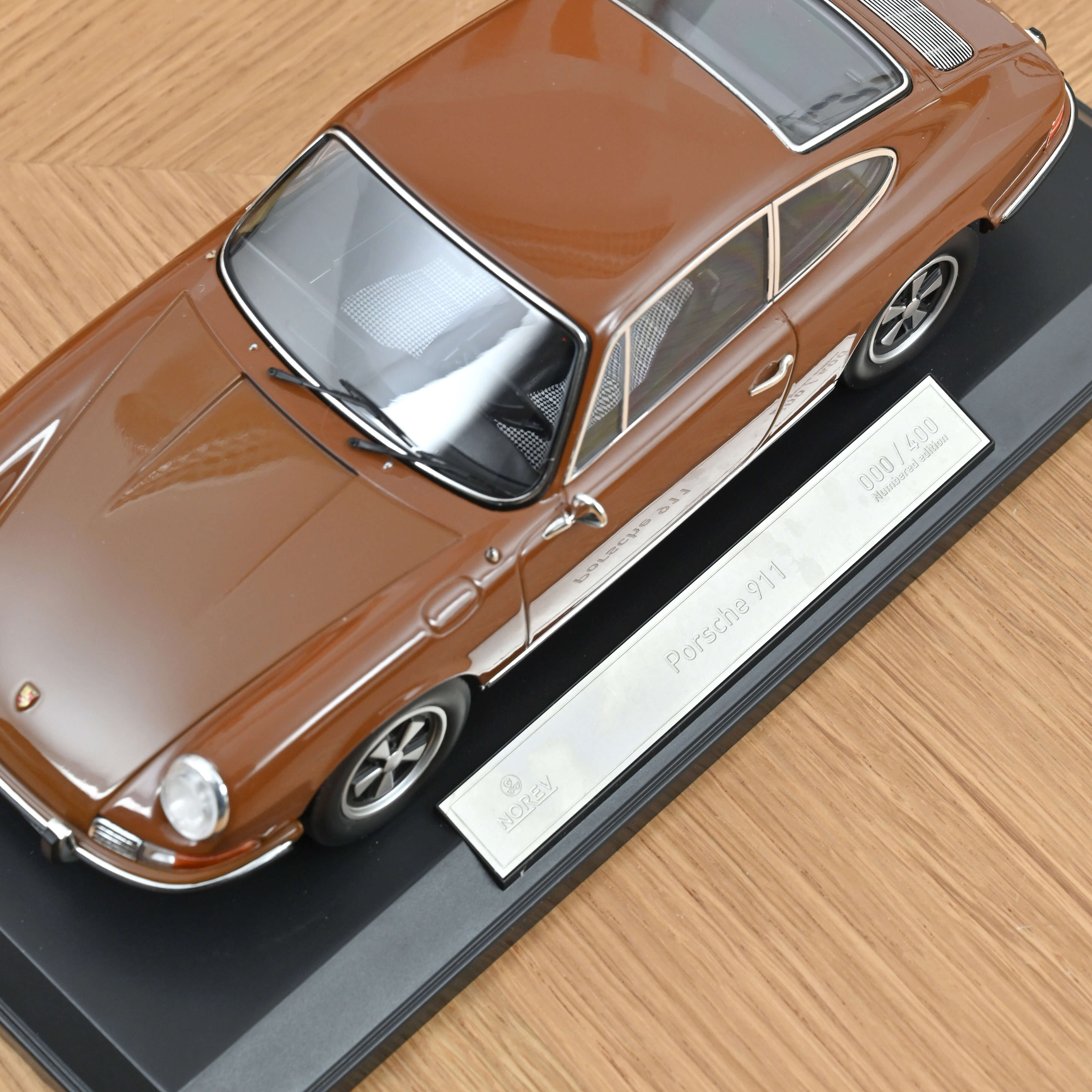 norev-porsche-911-t-1969-brun-s-pia-1-18-400pz image 5