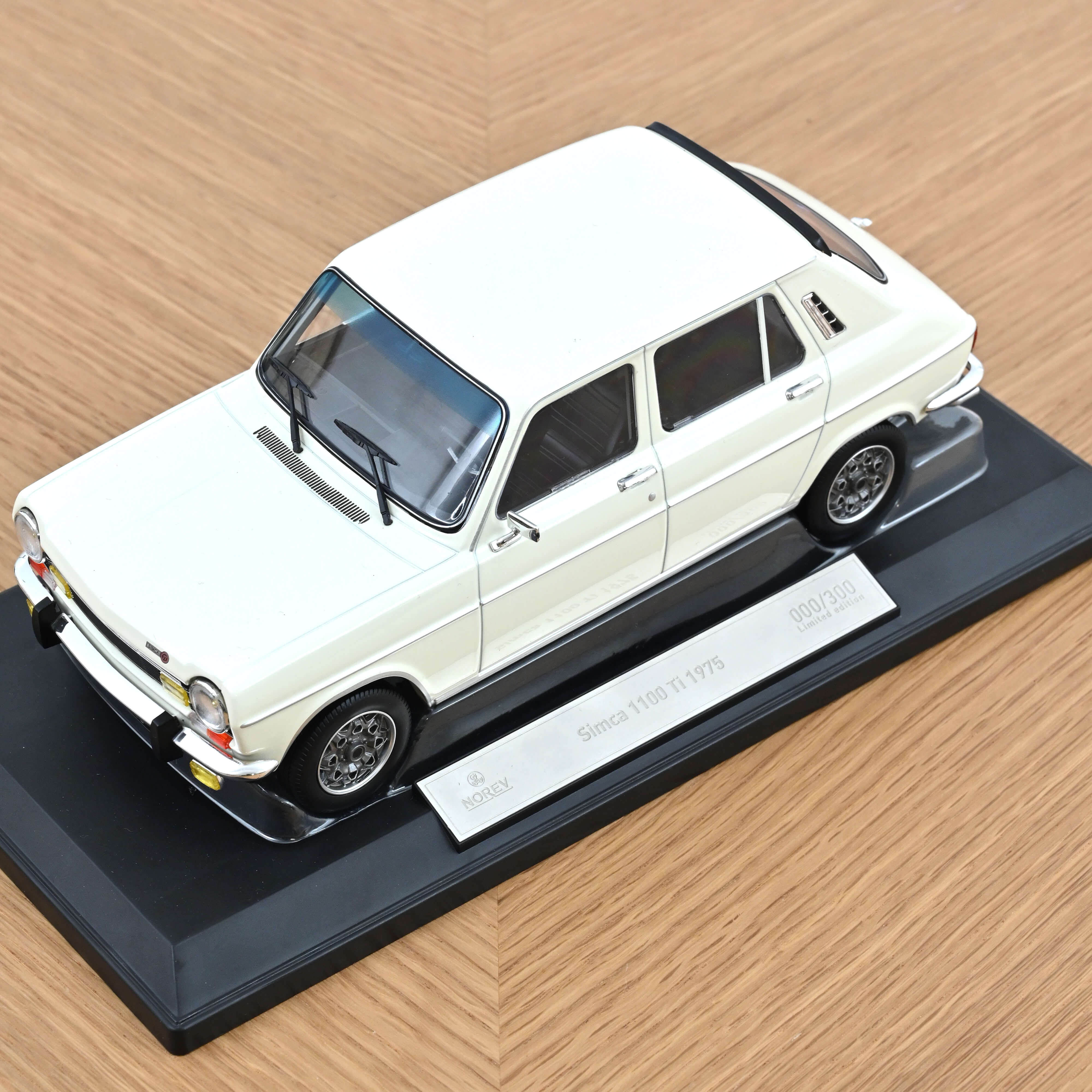 norev-simca-1100-ti-1975-blanc-tacoma-1-18-modellino-sportiva-300pz image 4