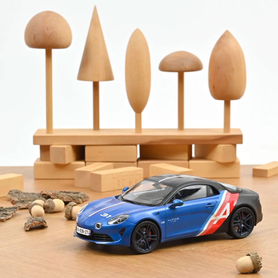 norev-alpine-a110s-trackside-2021-n-31-esteban-ocon-1-18-edizione-limitata-110-p image 1