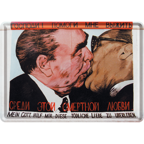 nostalgic-art-bruderkuss-metal-card-cartolina-in-metallo-10x14-cm image 1
