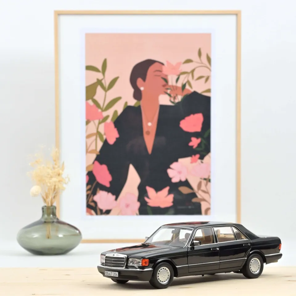norev-mercedes-benz-560-sel-1989-1-18-nero-metallizzato-interni-beige image 1