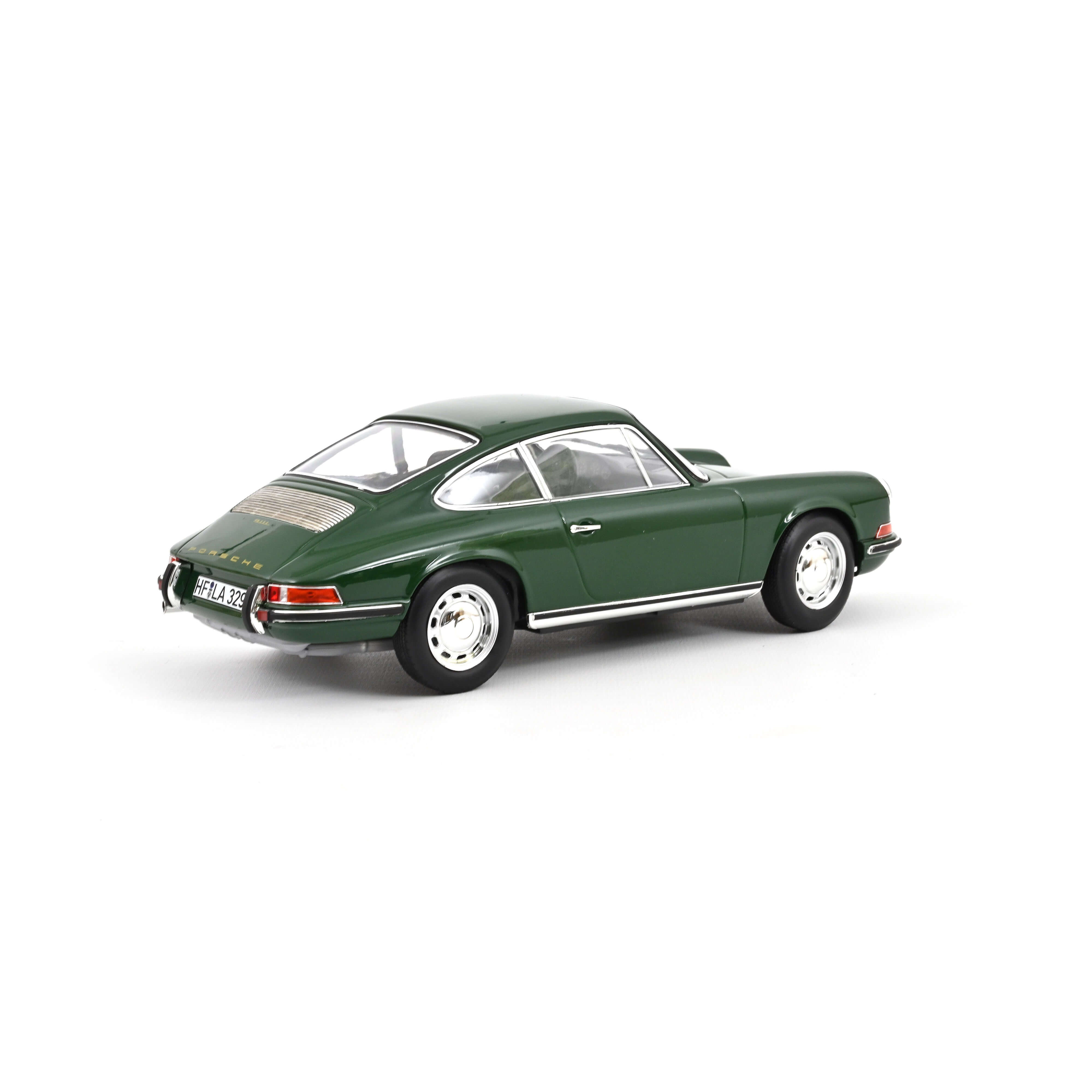 norev-porsche-911-l-1968-1-18-verde-modellino-die-cast-da-collezione image 2