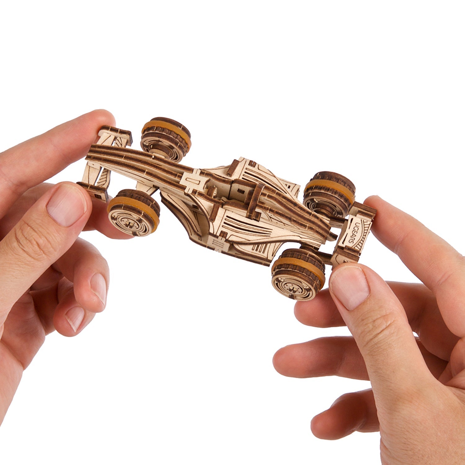 ugears-compact-racer-puzzle-3d-in-legno image 4