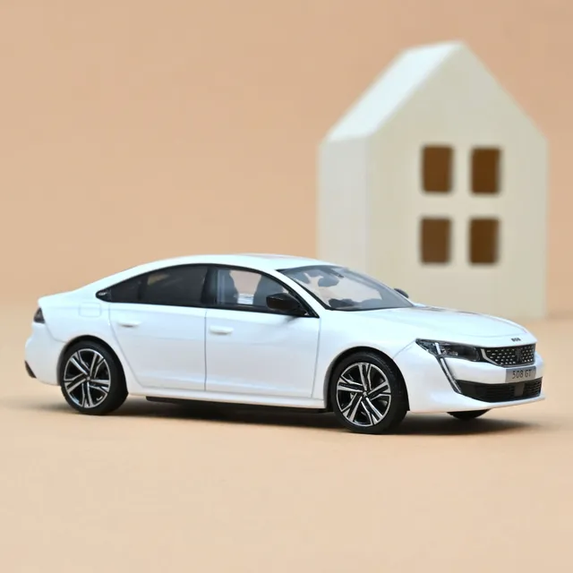 norev-peugeot-508-gt-2018-1-43-bianco-perlato image 1