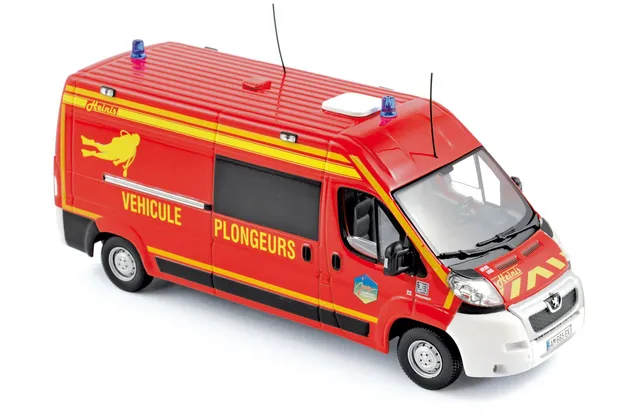 norev-peugeot-boxer-2010-pompiers-v-hicule-plongeurs-1-43-modellino image 1