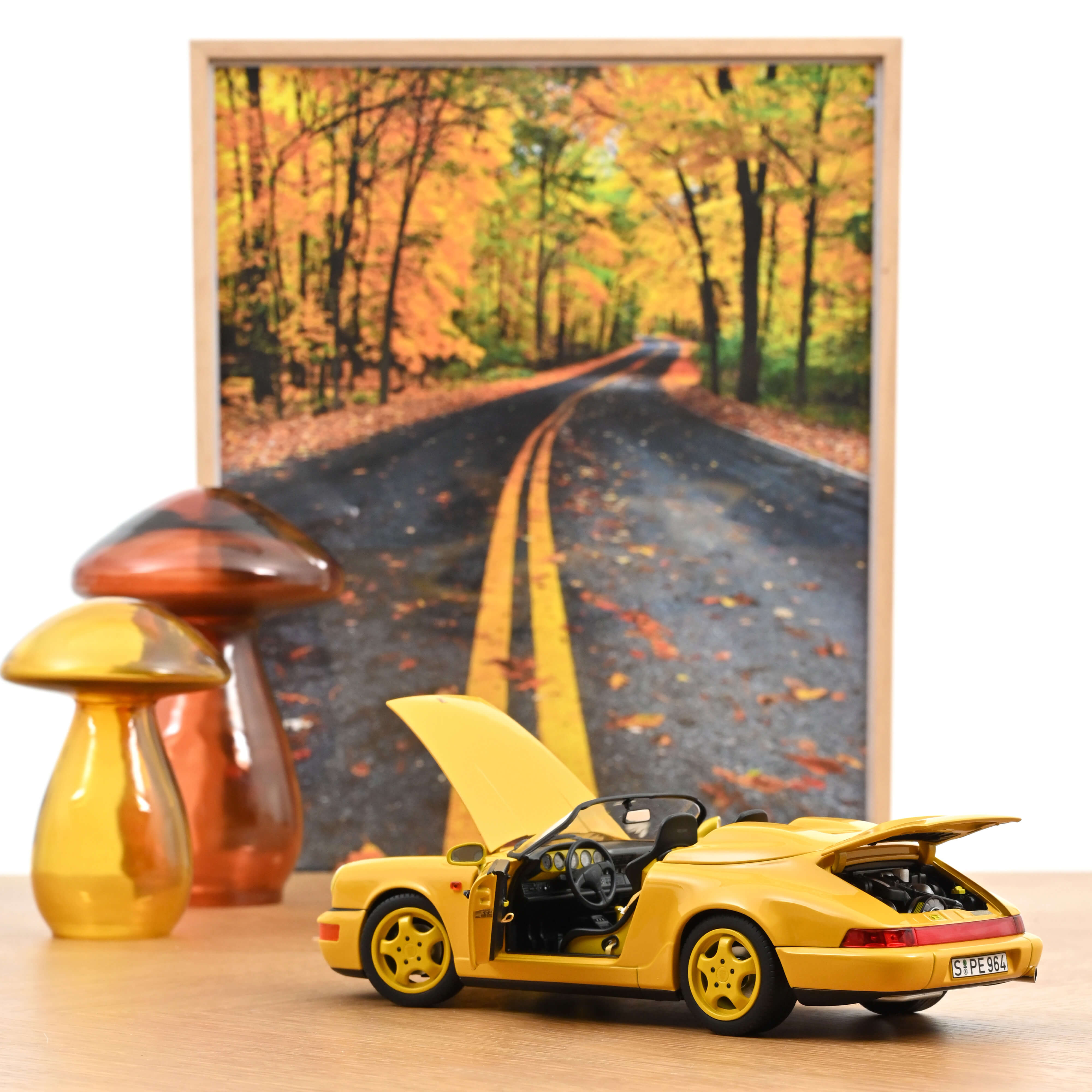 norev-porsche-911-speedster-1993-jaune-speed-modellino-auto-1-18 image 2