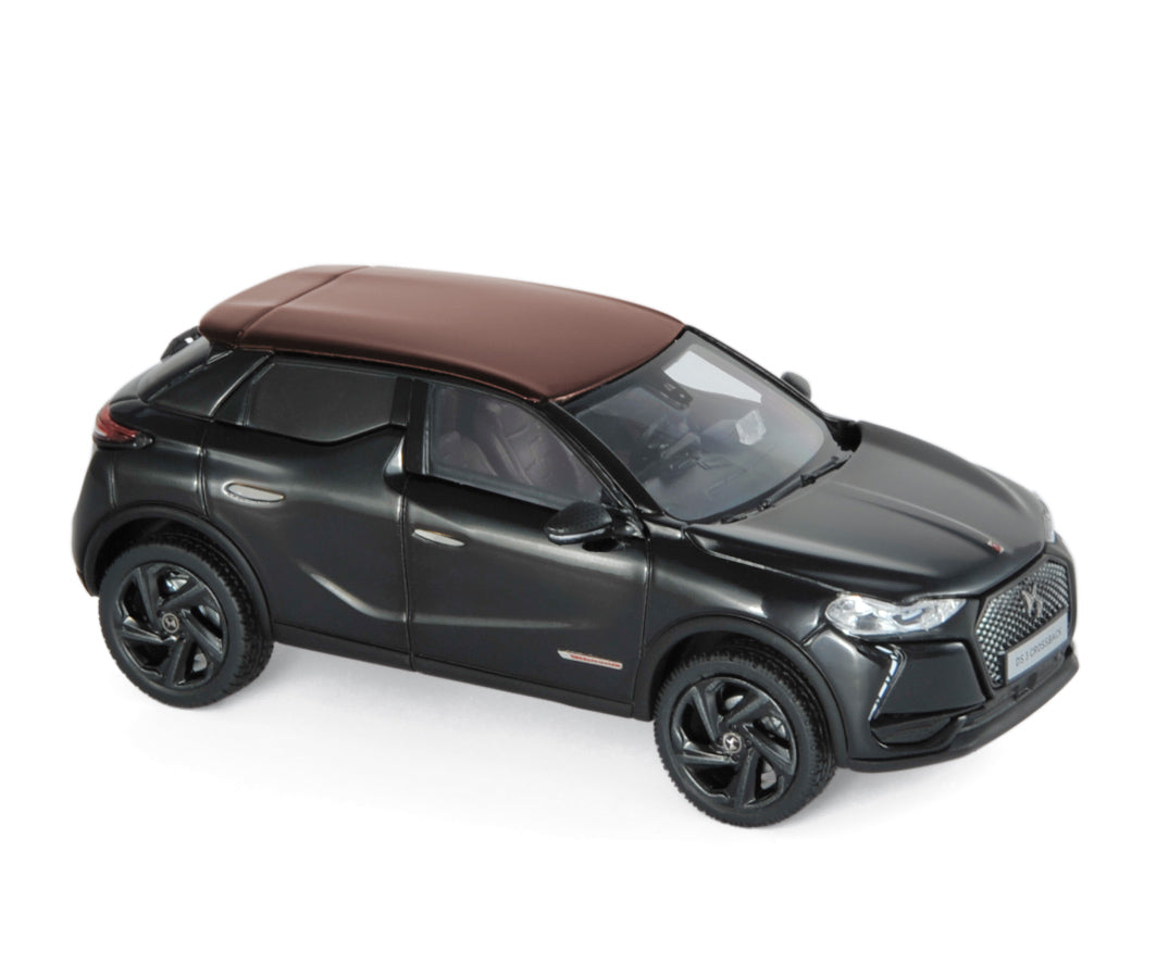 norev-ds-3-crossback-la-premi-re-2019-modellino-auto-1-43-nero-e-rosso image 1