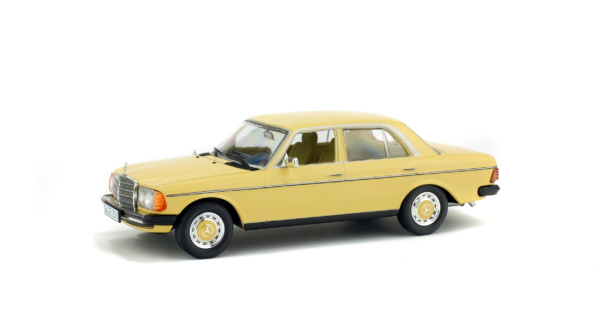 solido-mercedes-benz-200d-1976-modellino-auto-1-43 image 1