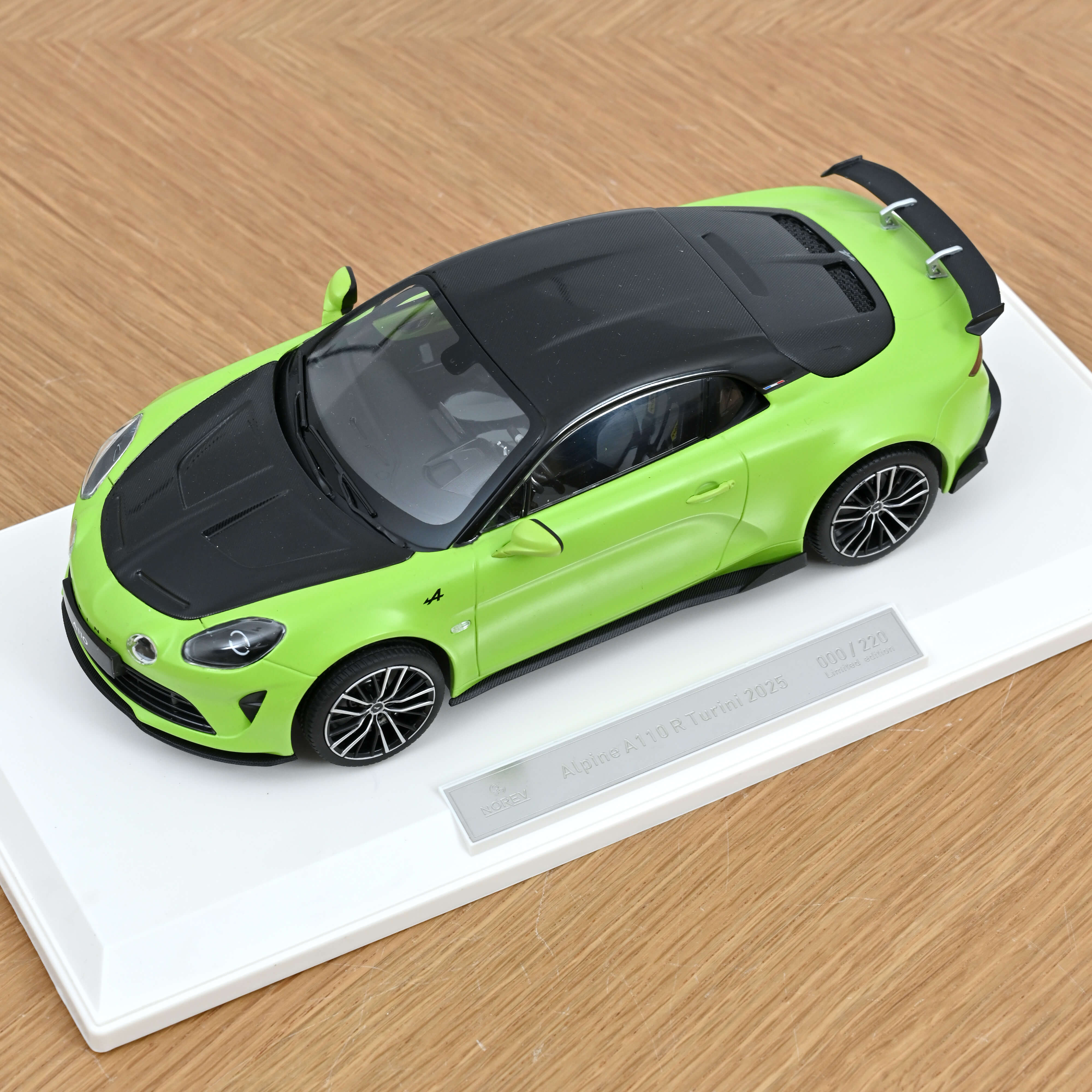 norev-alpine-a110-r-turini-2025-verde-acido-opaco-1-18-220-pz image 3