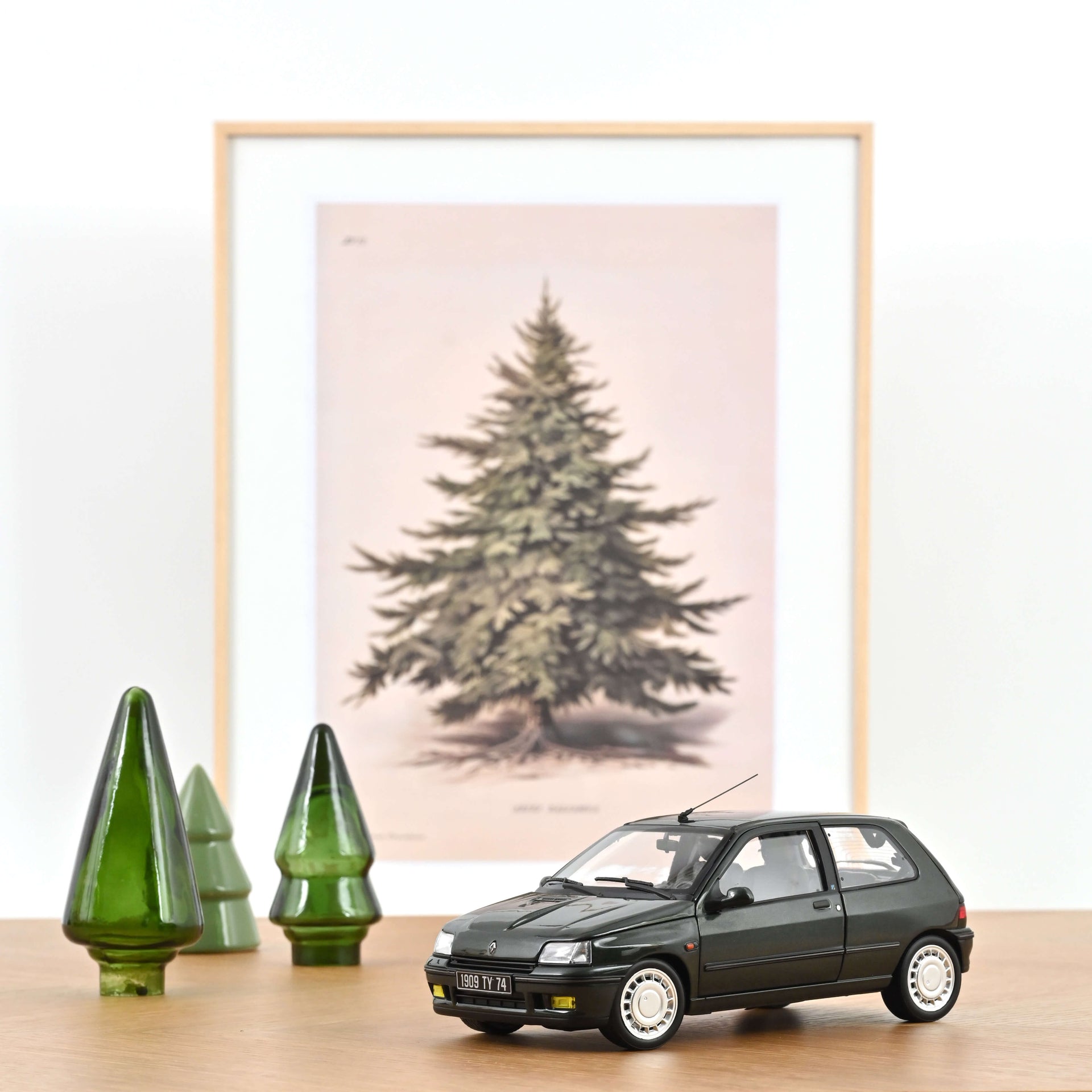 norev-renault-clio-16s-1992-tyrol-green-modellino-auto-1-18-400pz image 1