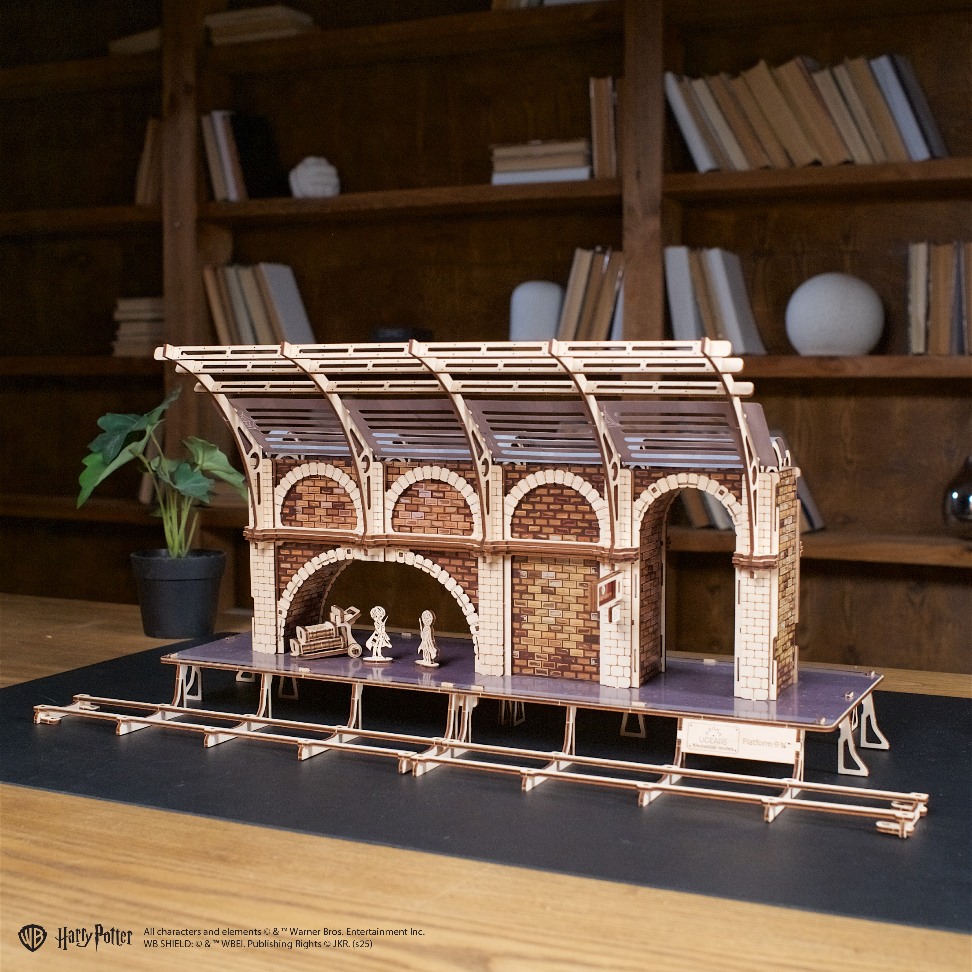 ugears-binario-9-harry-potter-modello-in-legno-da-costruire-ed-esporre image 8