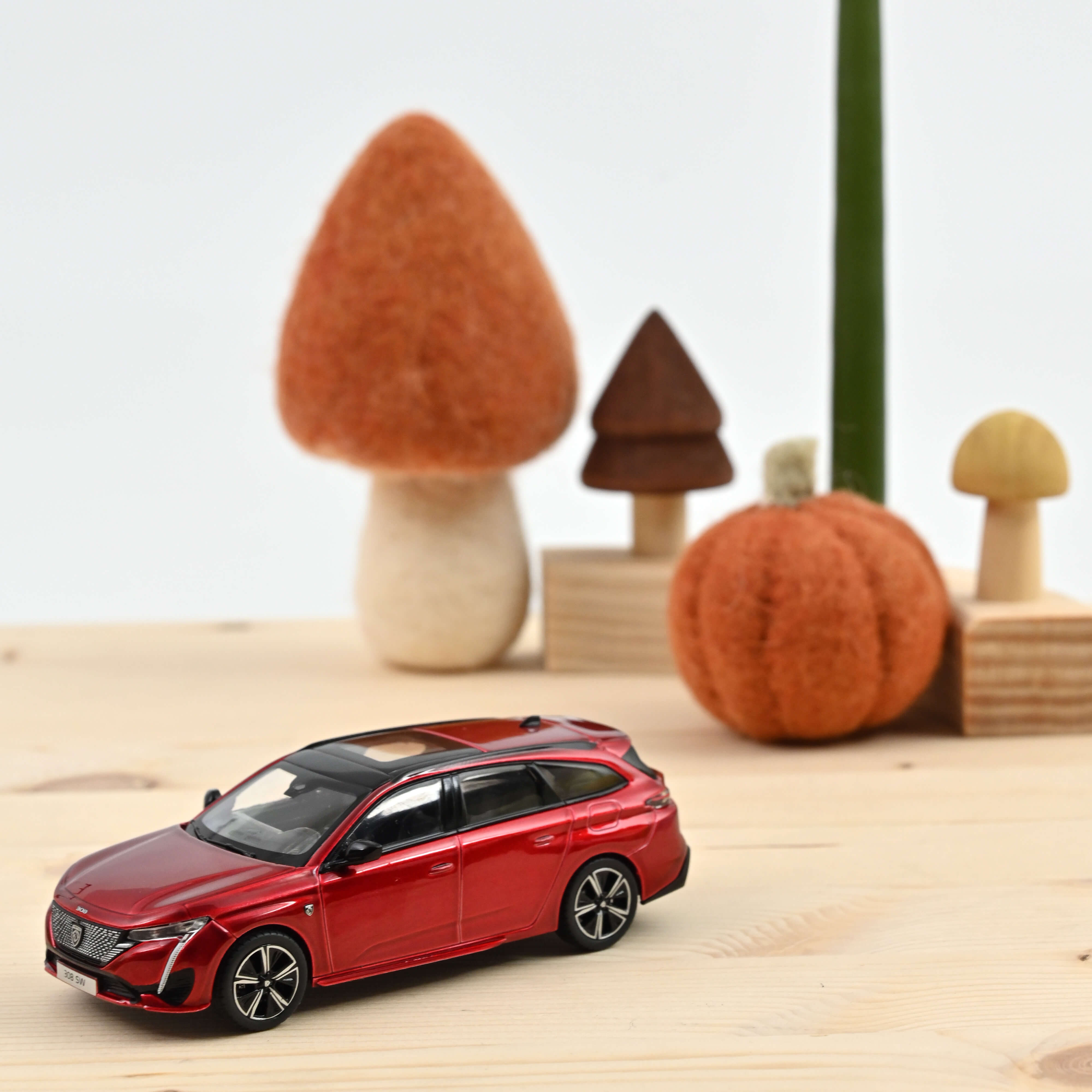 norev-peugeot-308-sw-gt-2021-modellino-auto-1-43-rosso-elixir image 1
