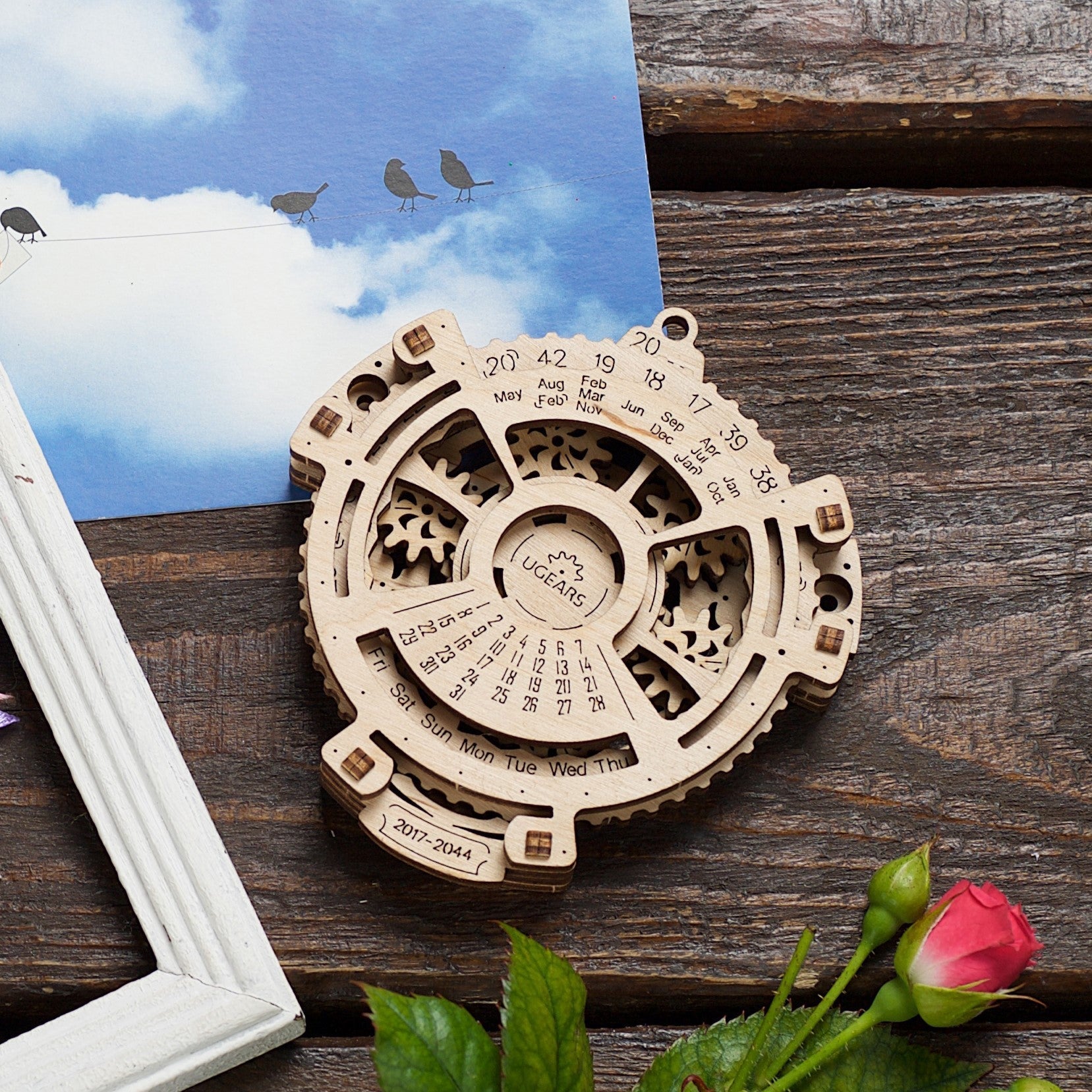 ugears-date-navigator-2-0-calendario-meccanico-steampunk-da-costruire image 8