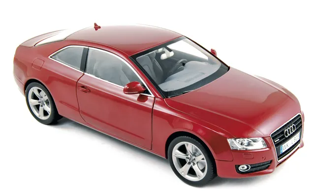 norev-audi-a5-coup-2007-grana-rouge-1-18-modellino-auto-da-collezione image 1