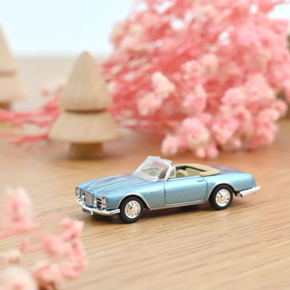 norev-facel-vega-iii-cabrio-1963-modellino-auto-1-87-blu-metallizzato image 1