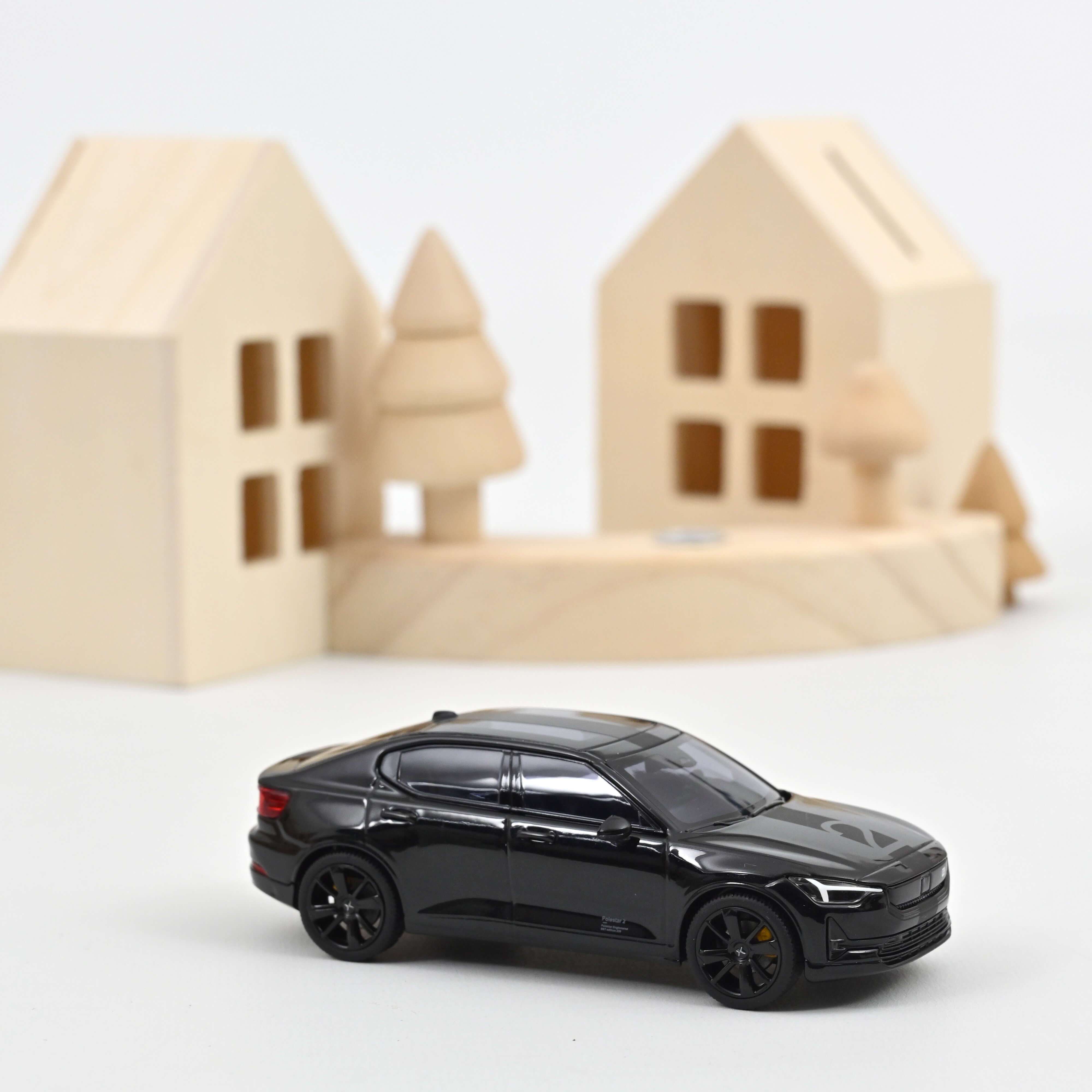 norev-polestar-2-bst-edition-230-2024-space-1-43-modellino-auto-elettrica image 1
