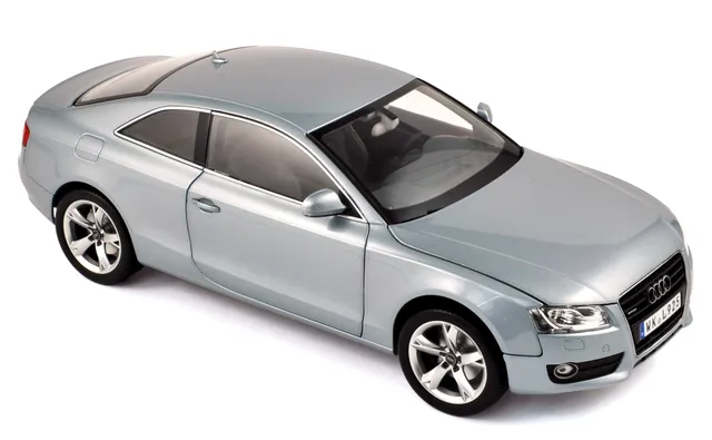 norev-audi-a5-coup-2007-monzasilver-1-18 image 1