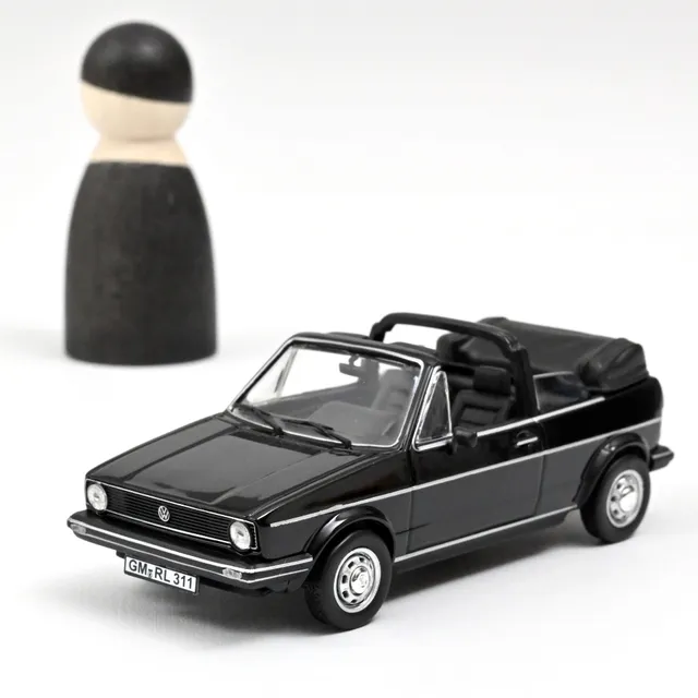 norev-vw-golf-cabriolet-1981-black-modellino-auto-1-43 image 1