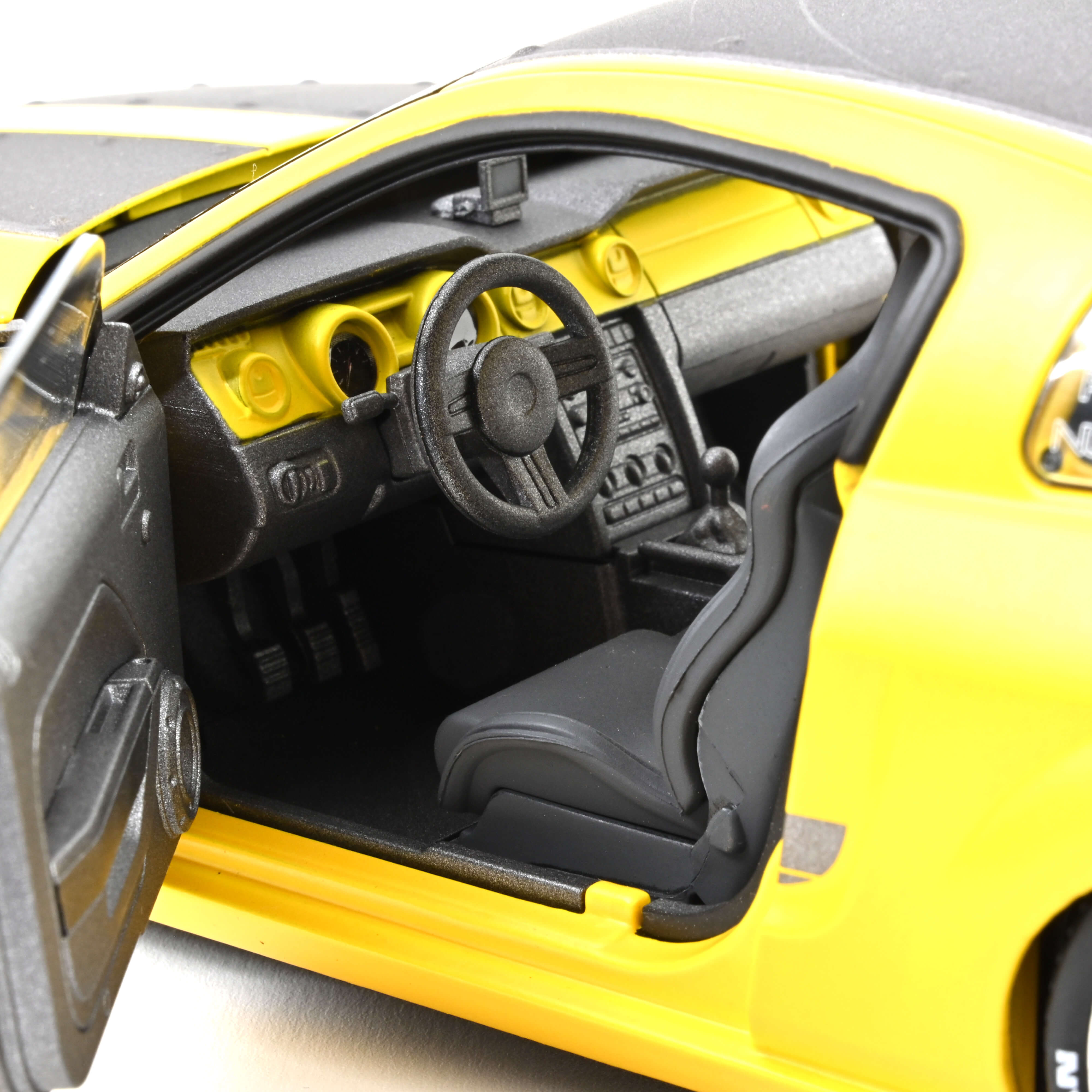 norev-mustang-cesam-de-parotech-2007-gialla-1-18-modellino-auto image 4