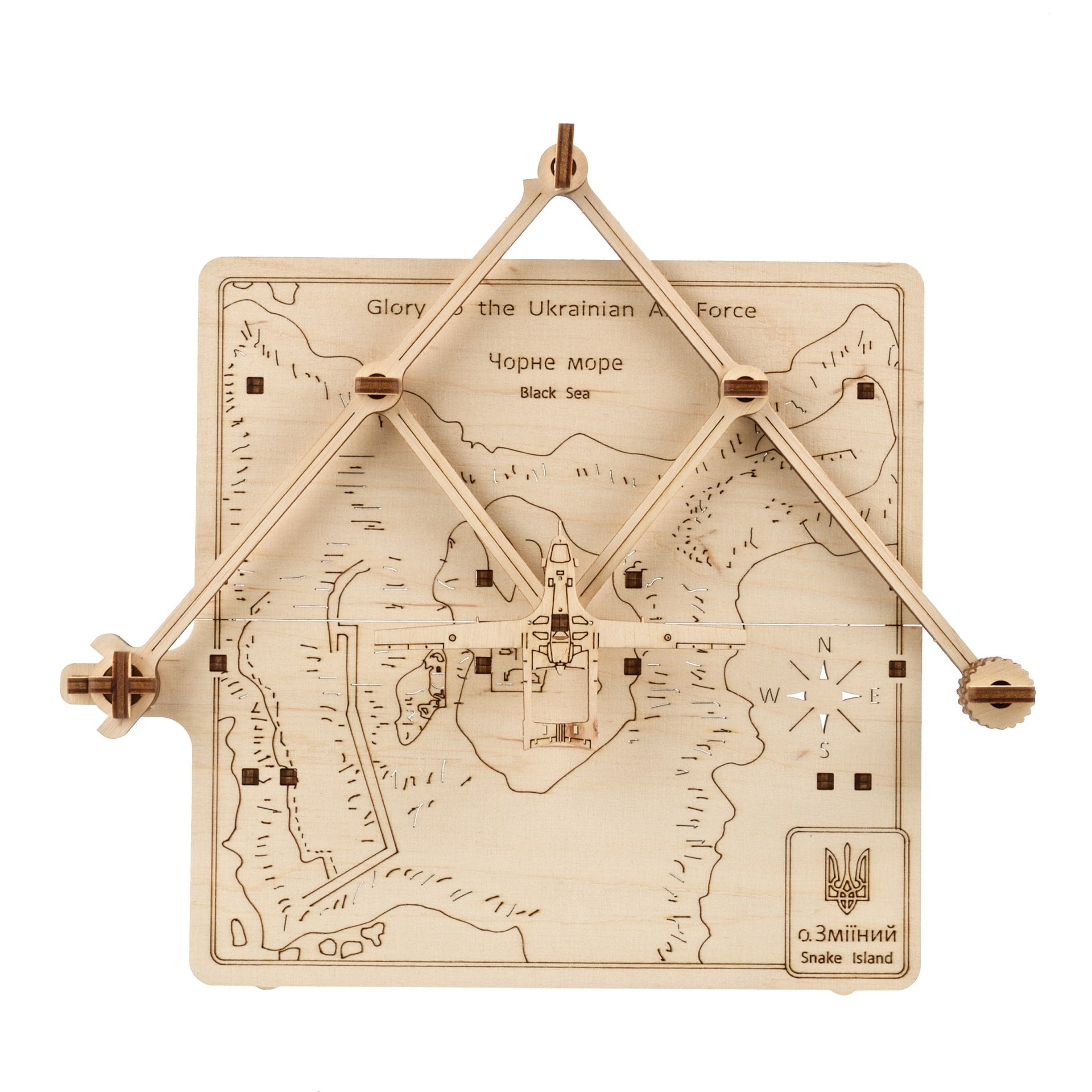 ugears-liberation-of-snake-island-modello-meccanico-age-of-bravery-last-call image 1