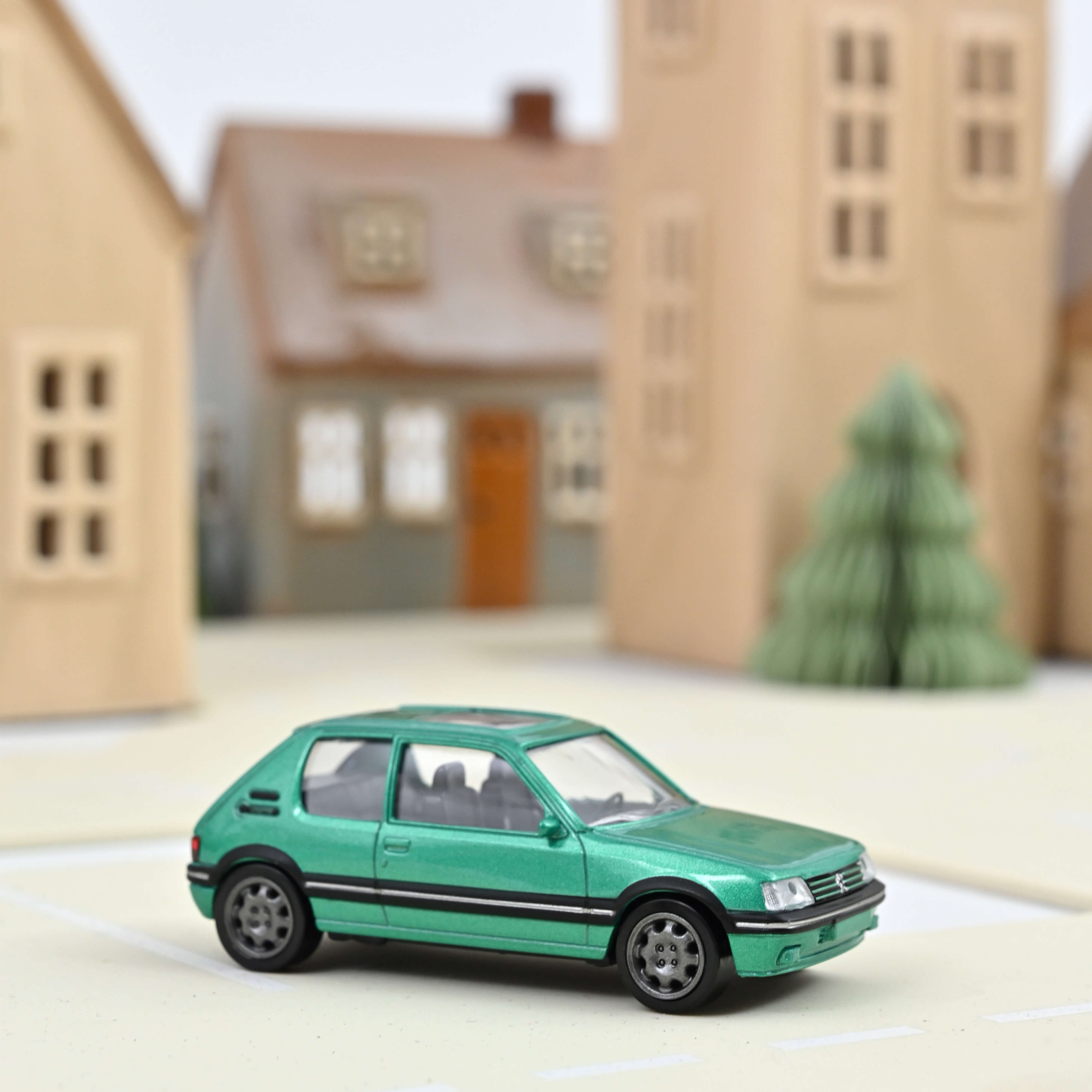norev-peugeot-205-gti-1992-modellino-auto-1-43-verde-metallizzato-jet-car image 1