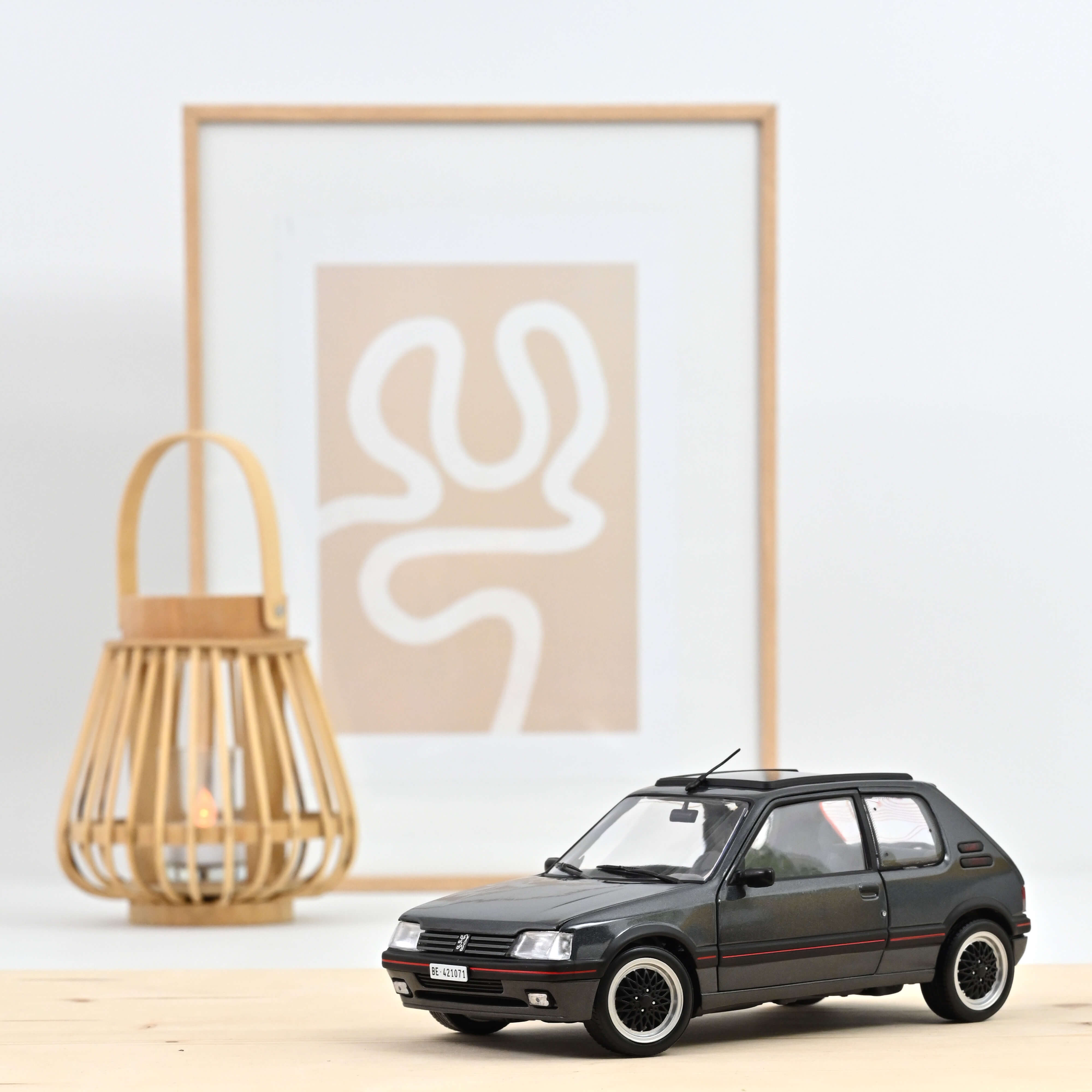 norev-peugeot-205-gti-collection-1992-grigio-graphite-1-18-300-pz image 1